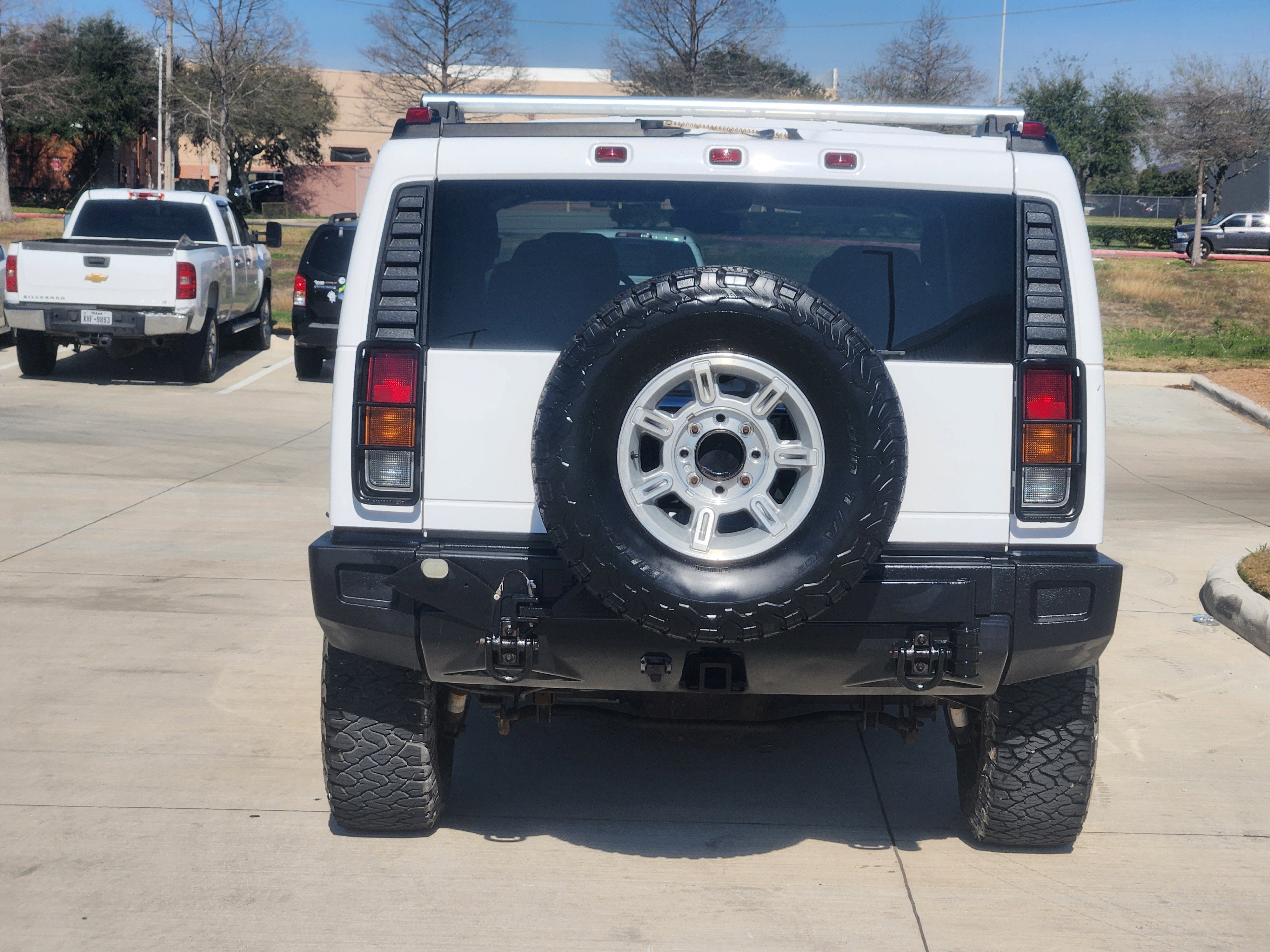 2003 HUMMER H2 Base
