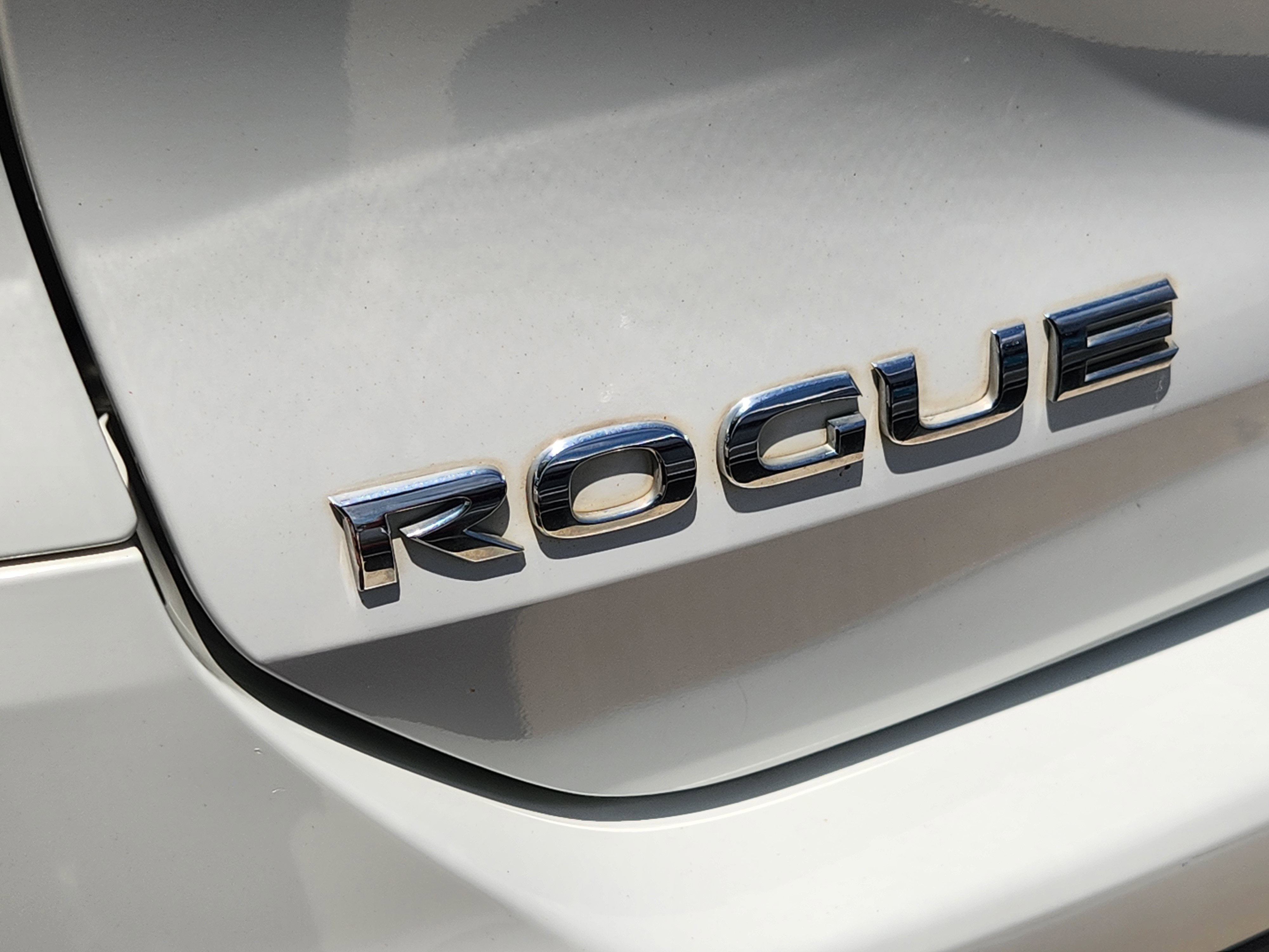 2015 Nissan Rogue S