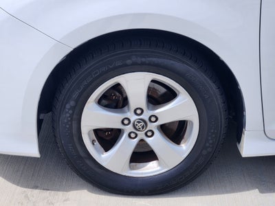 2019 Toyota Sienna LE