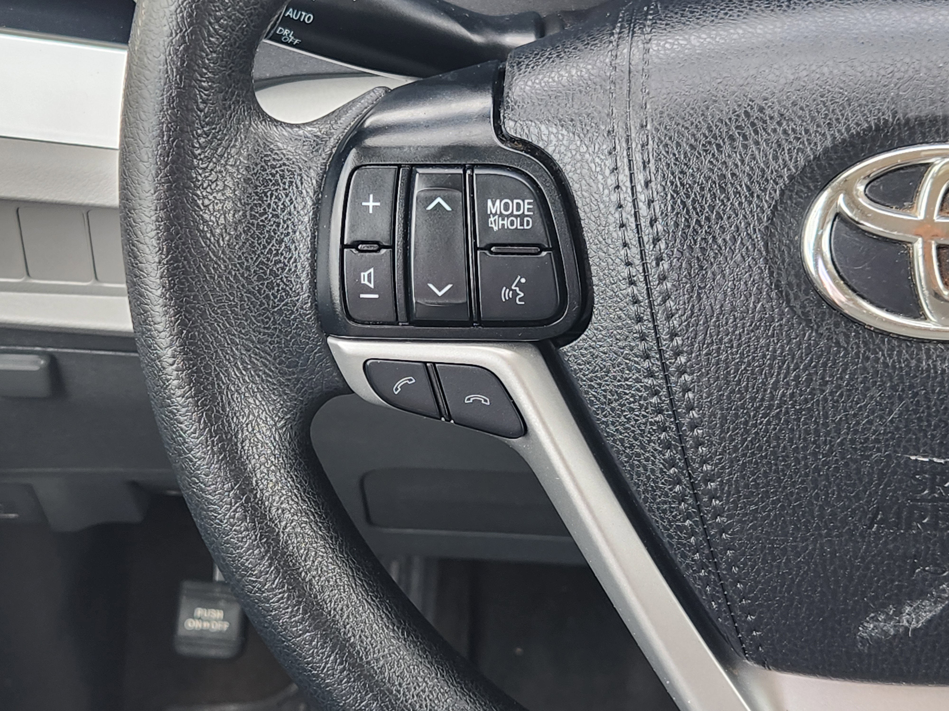 2019 Toyota Sienna LE