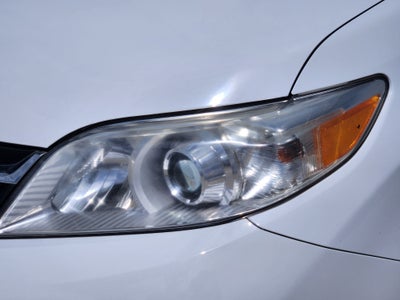 2019 Toyota Sienna LE
