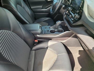 2021 Toyota Highlander XSE