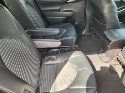 2021 Toyota Highlander XSE