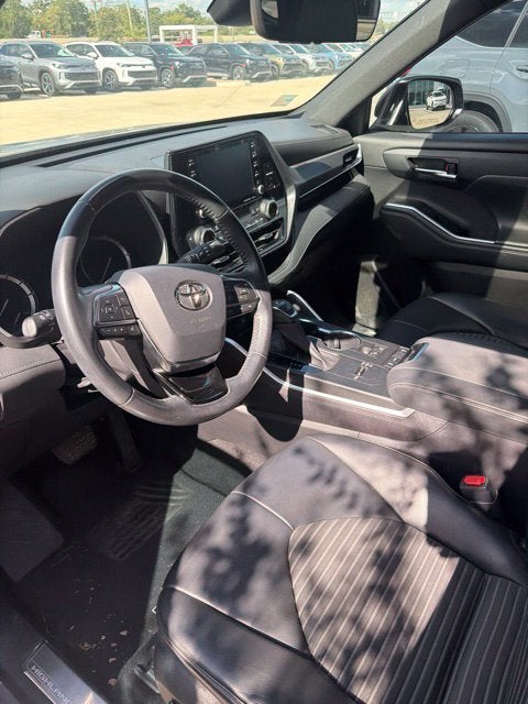 2021 Toyota Highlander XSE