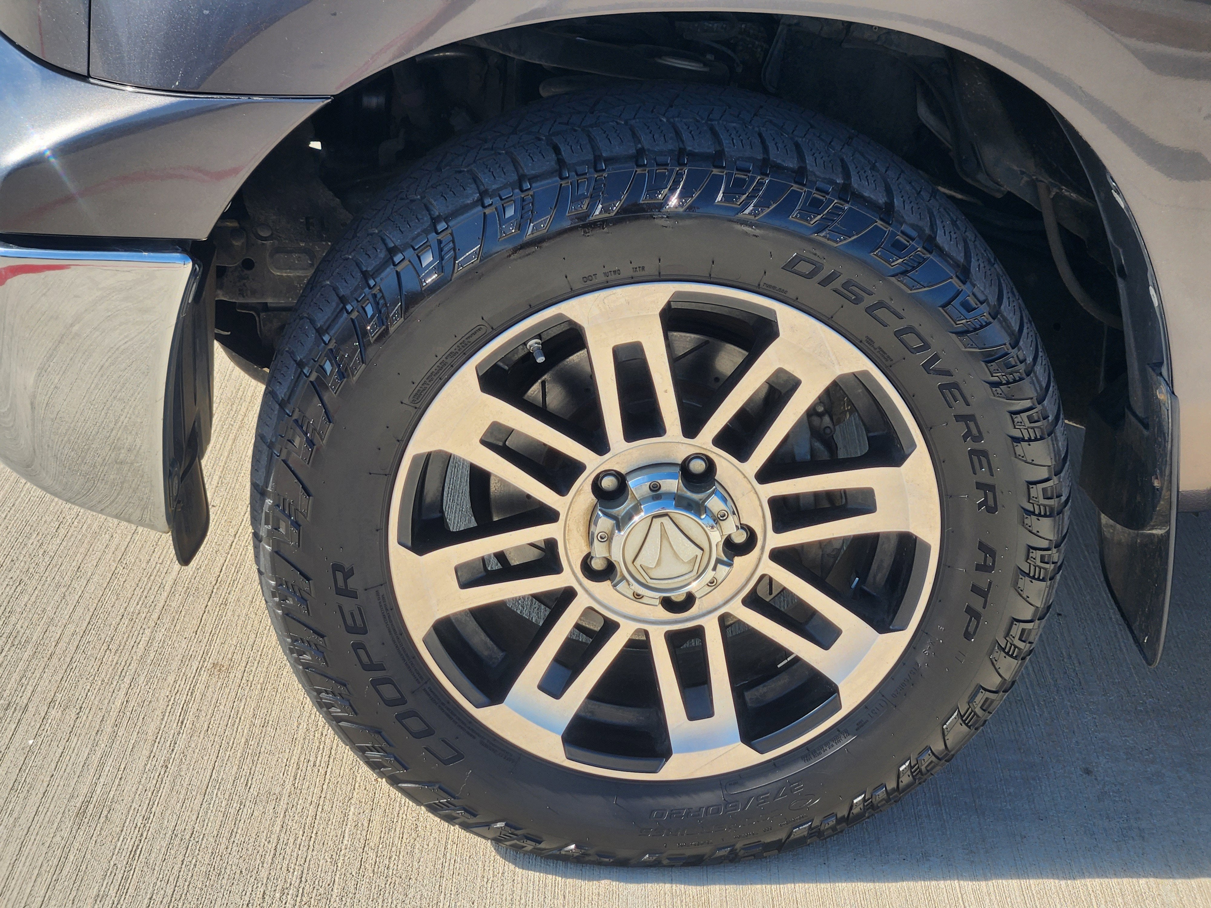 2013 Toyota Tundra 4WD Truck Grade