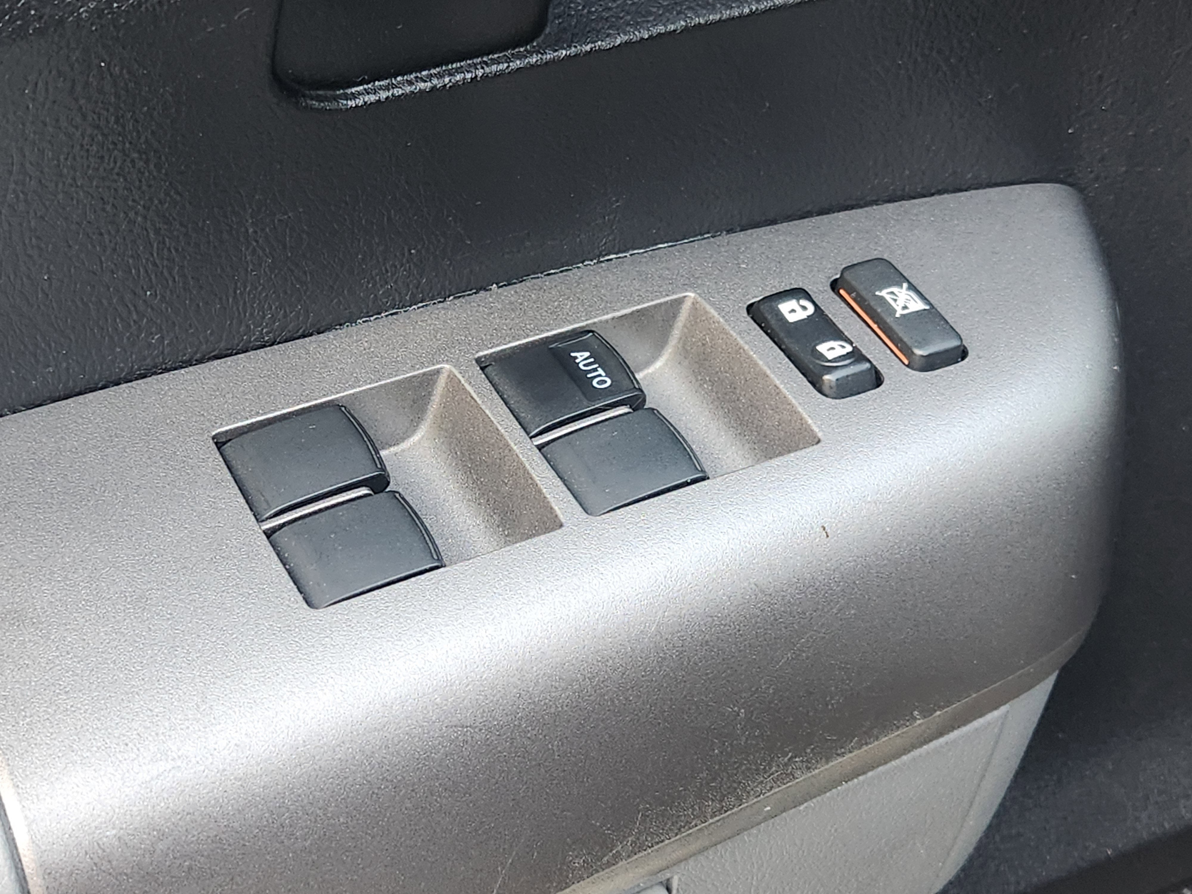 2013 Toyota Tundra 4WD Truck Grade