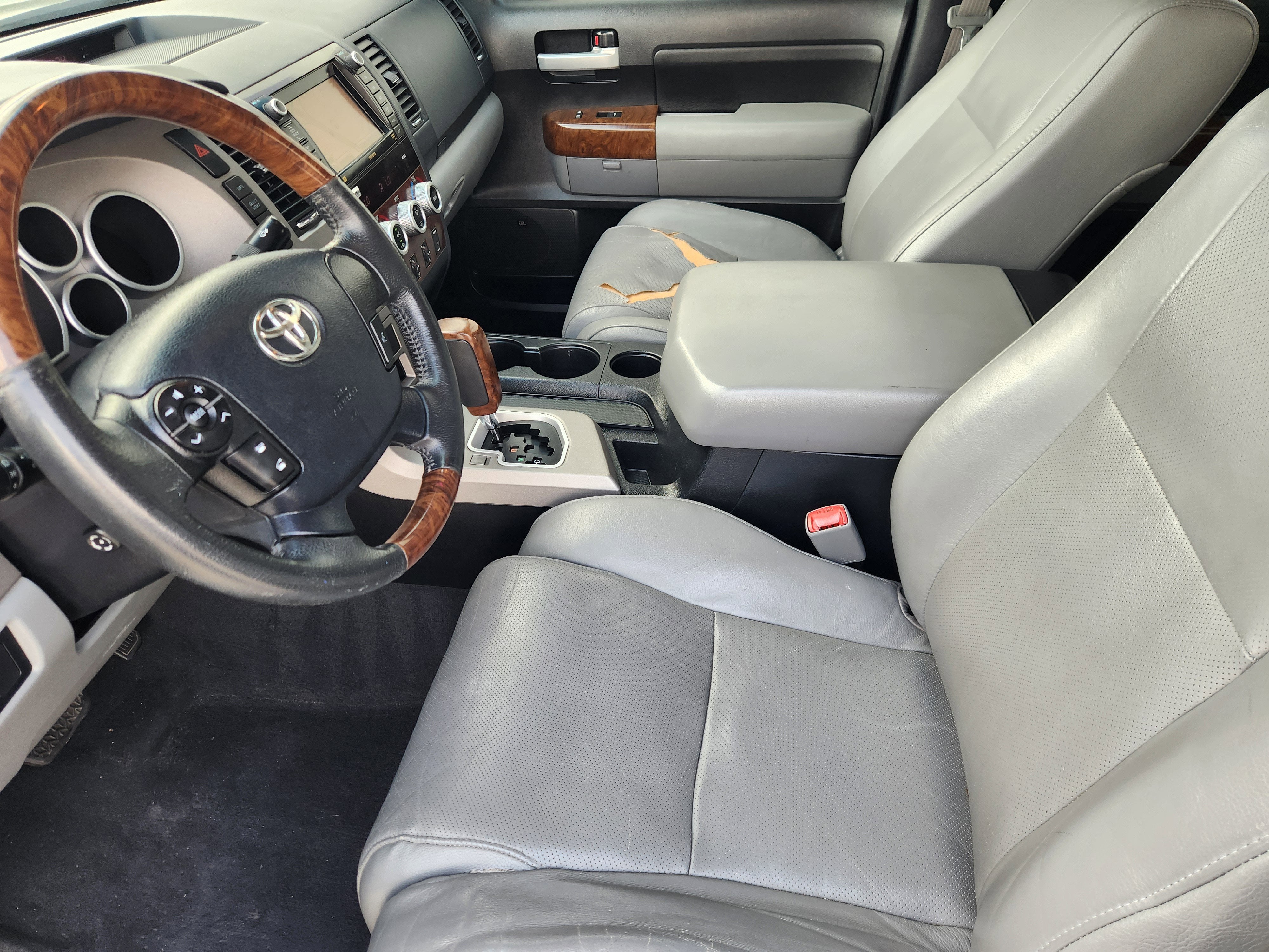 2013 Toyota Tundra 2WD Truck Platinum