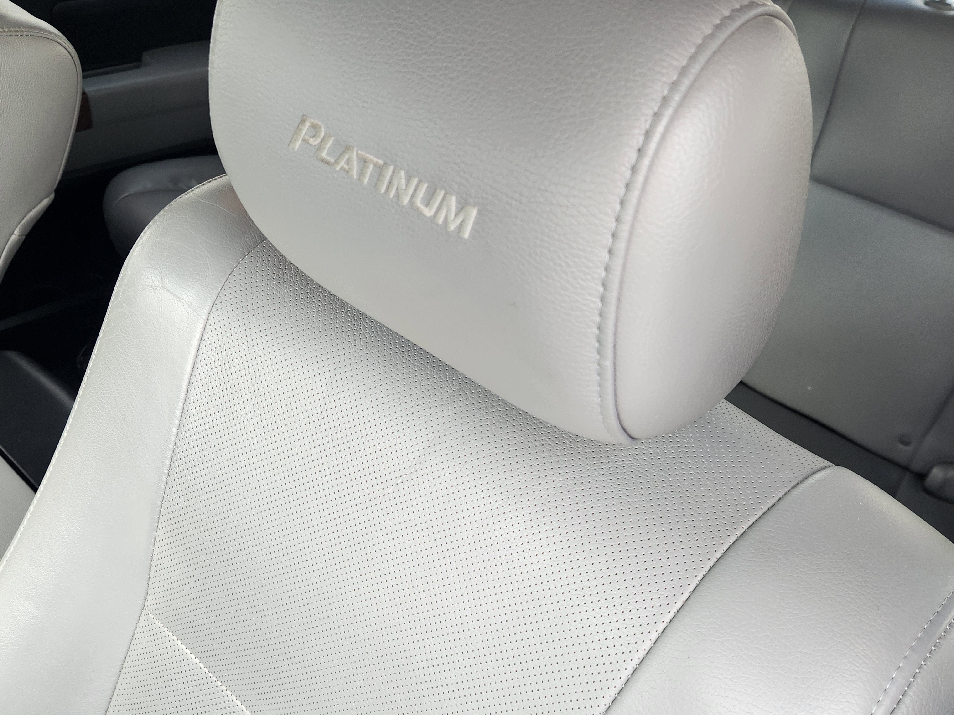 2013 Toyota Tundra 2WD Truck Platinum