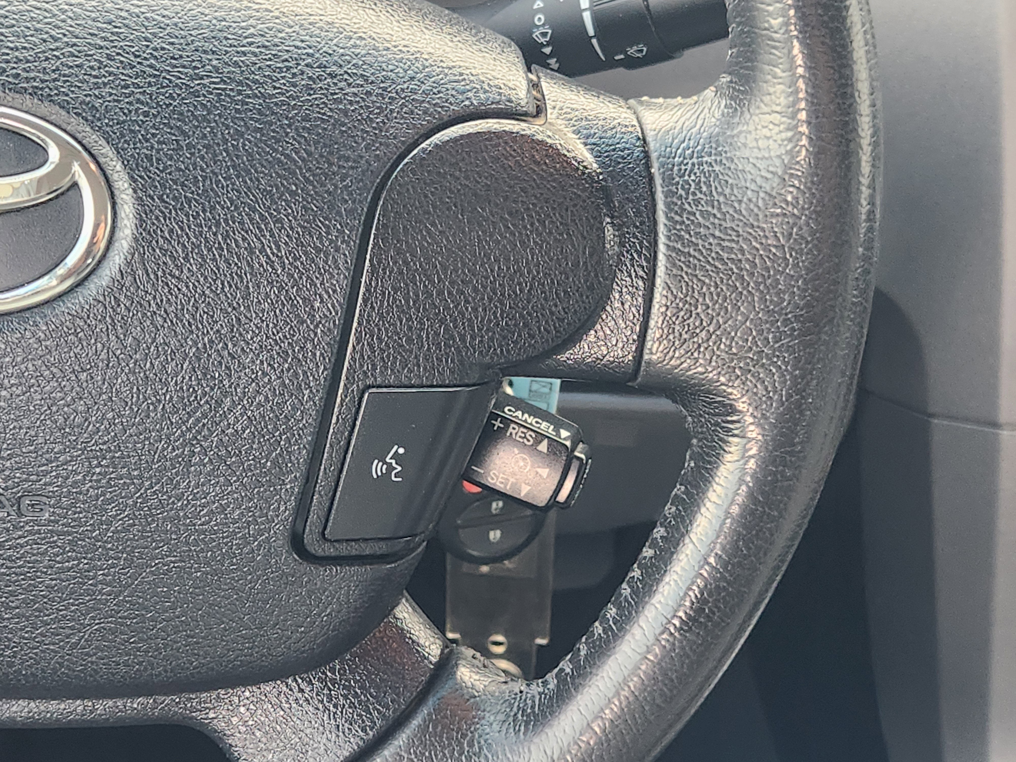 2013 Toyota Tundra 2WD Truck Platinum