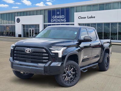 2022 Toyota Tundra 2WD SR5