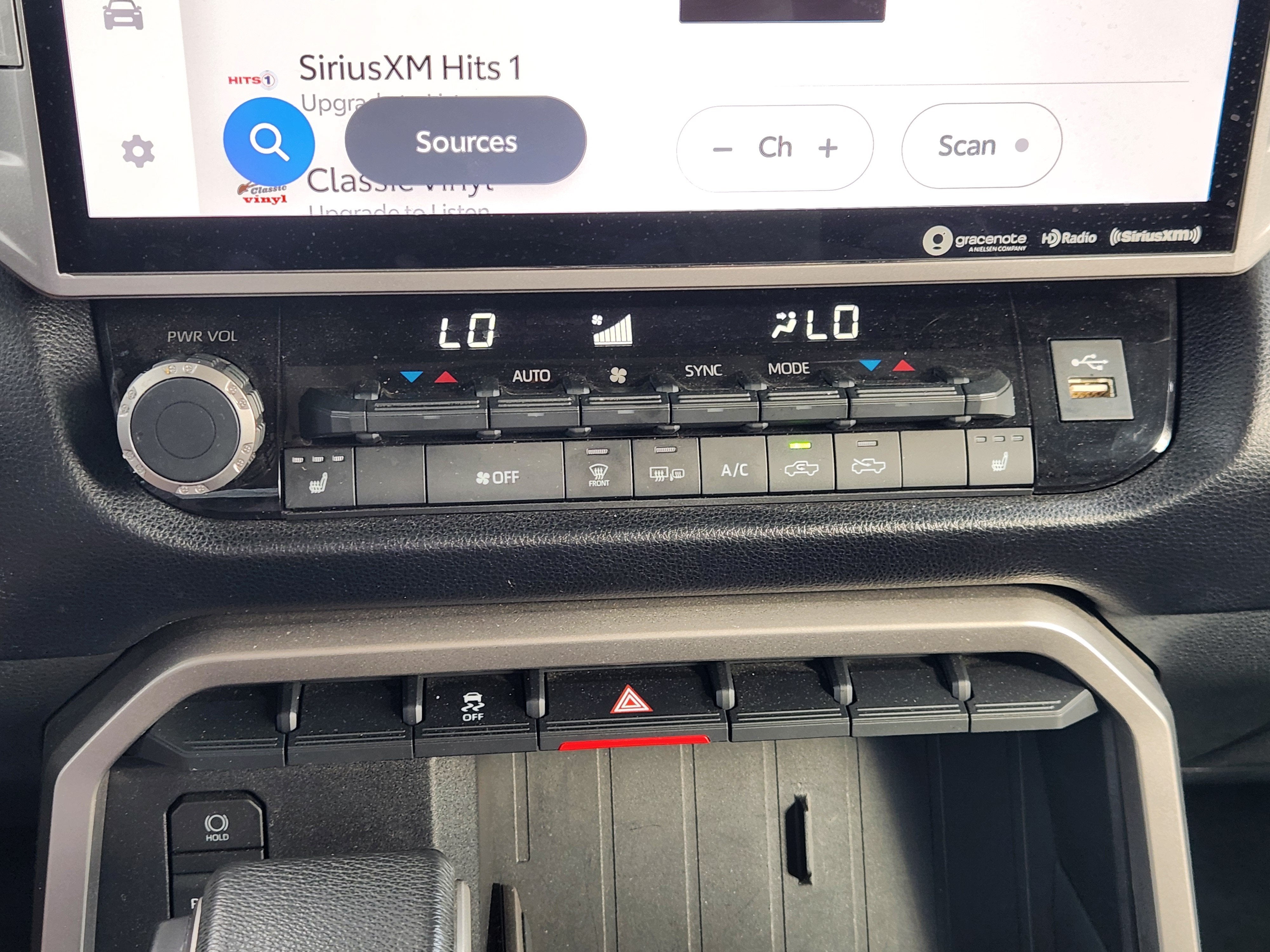 2022 Toyota Tundra 2WD SR5