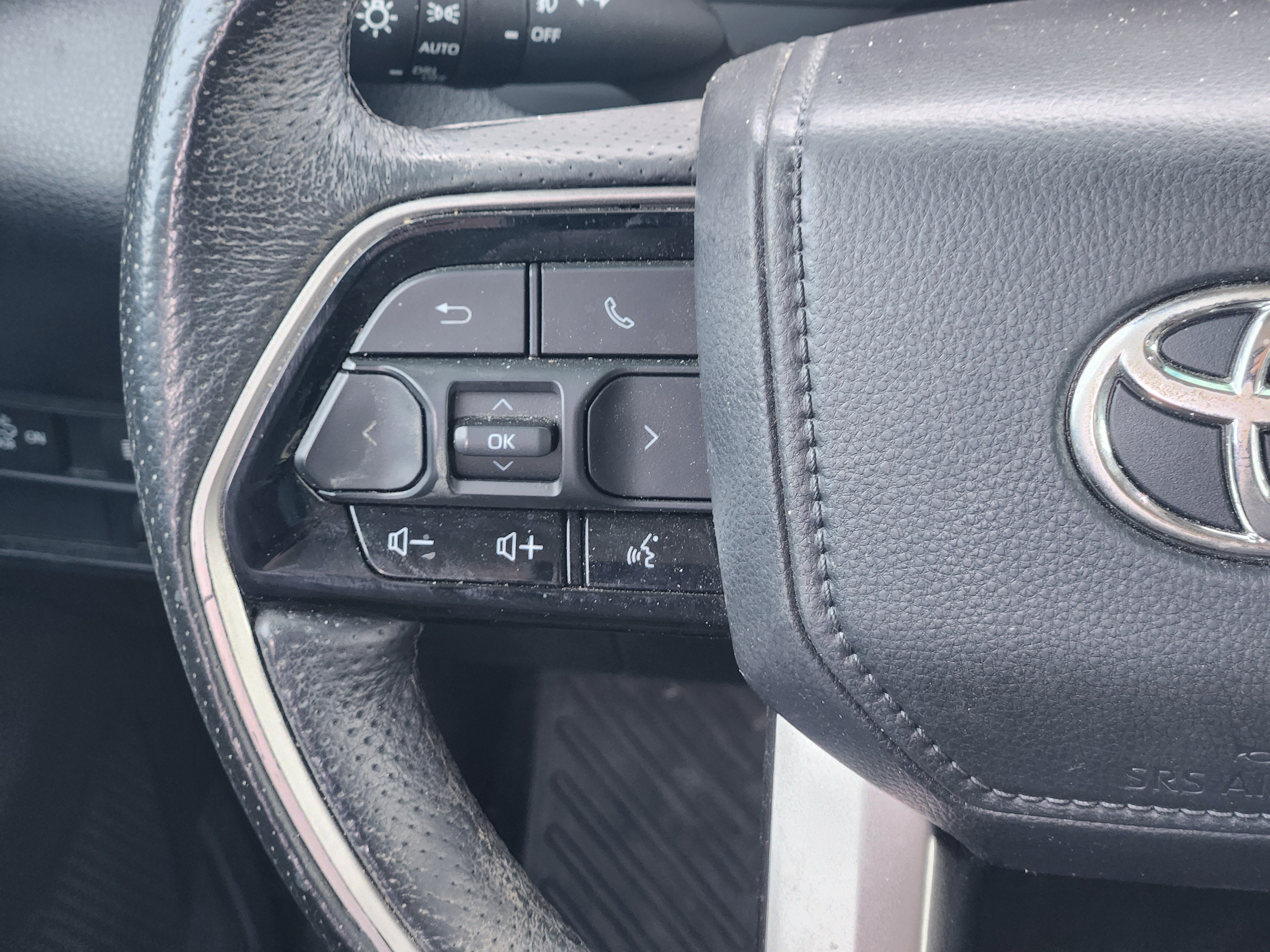 2022 Toyota Tundra 2WD SR5