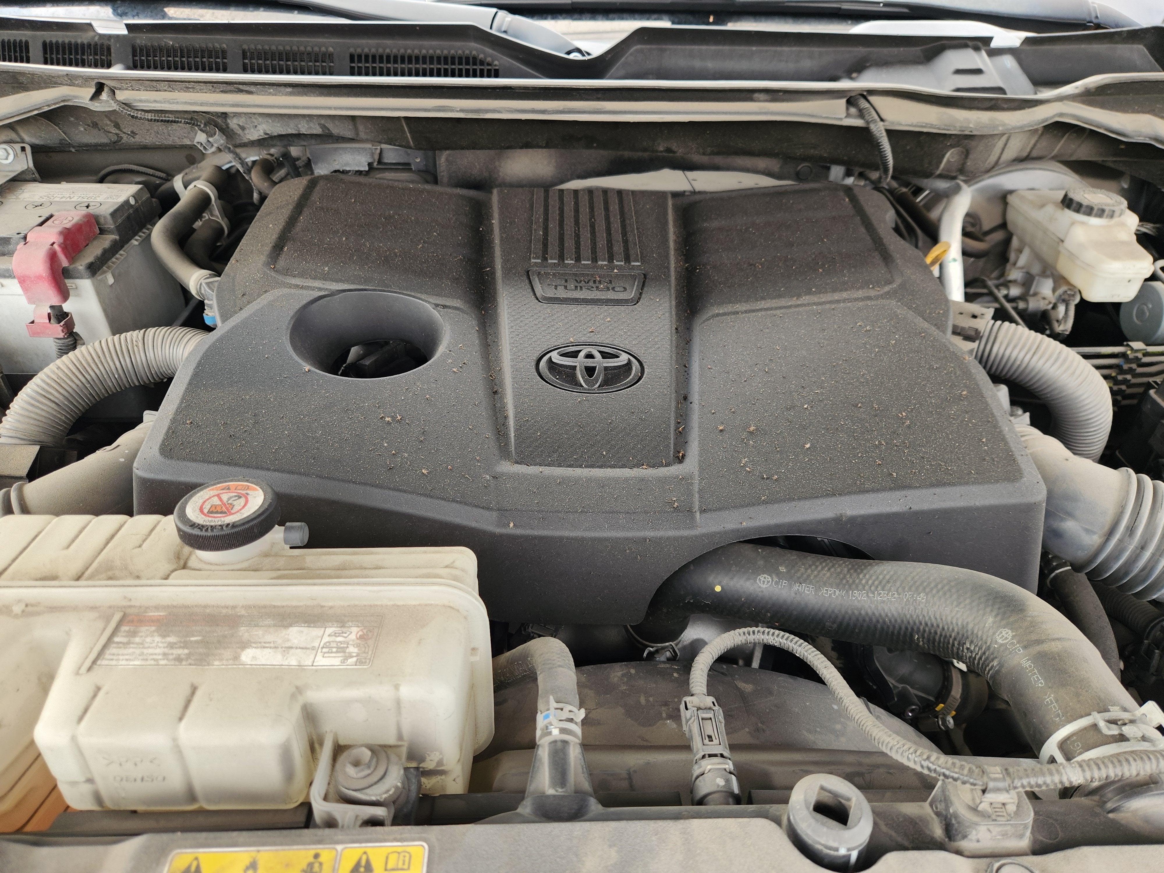 2022 Toyota Tundra 2WD SR5