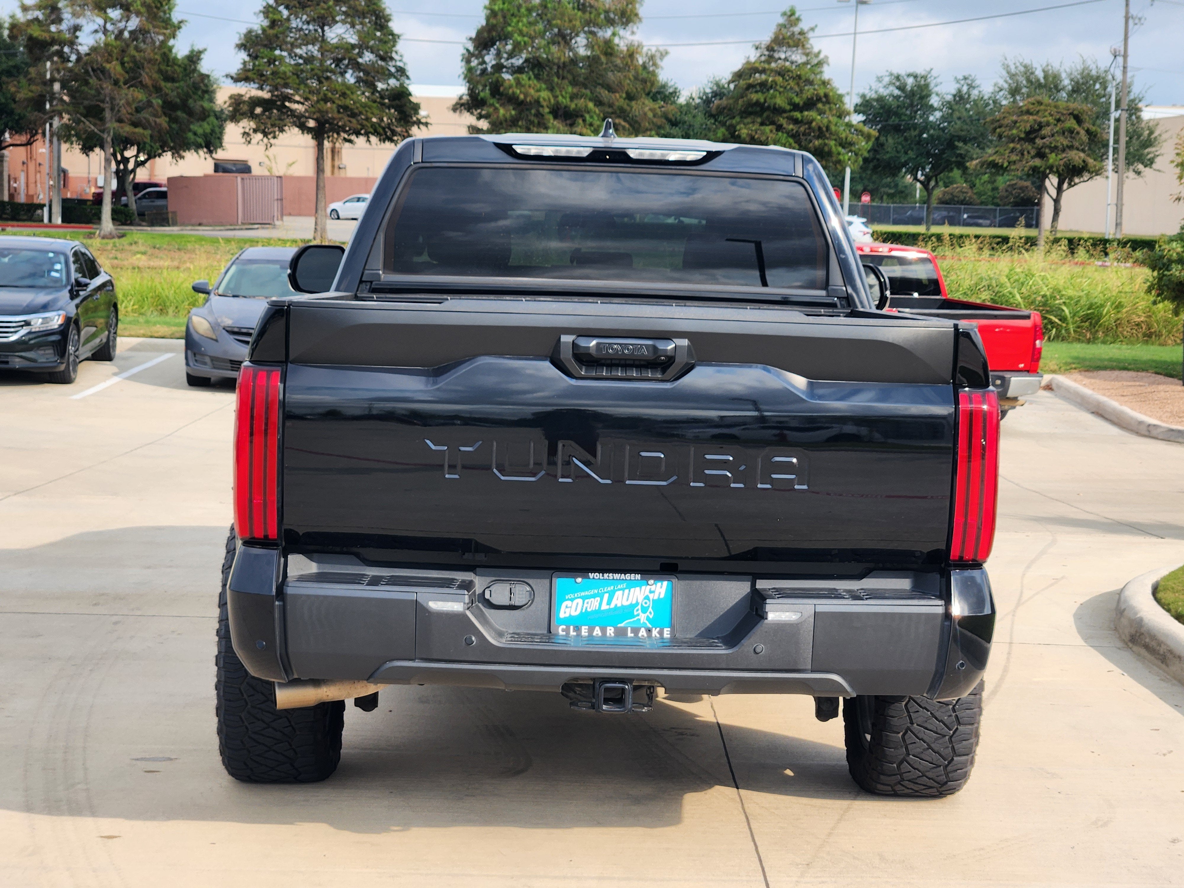 2022 Toyota Tundra 2WD SR5