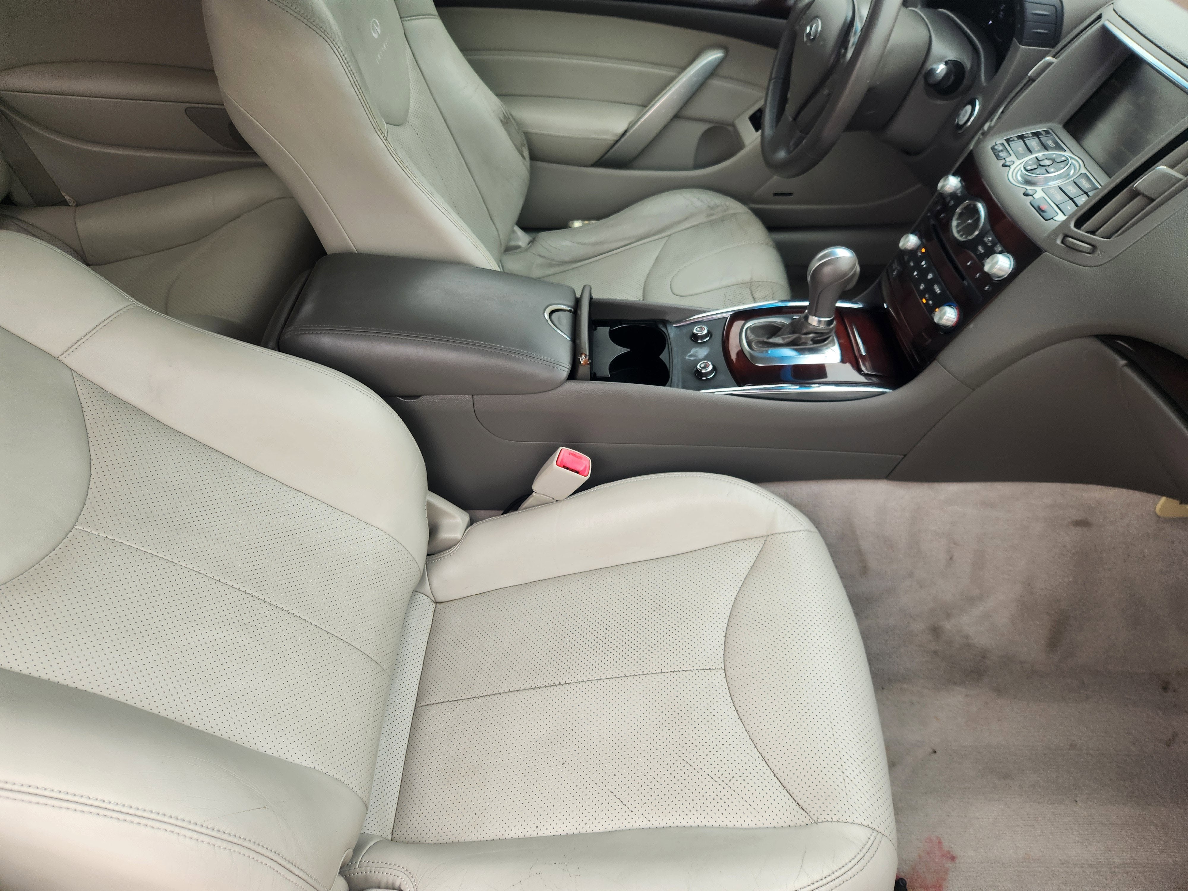 2011 INFINITI G37 Coupe Journey