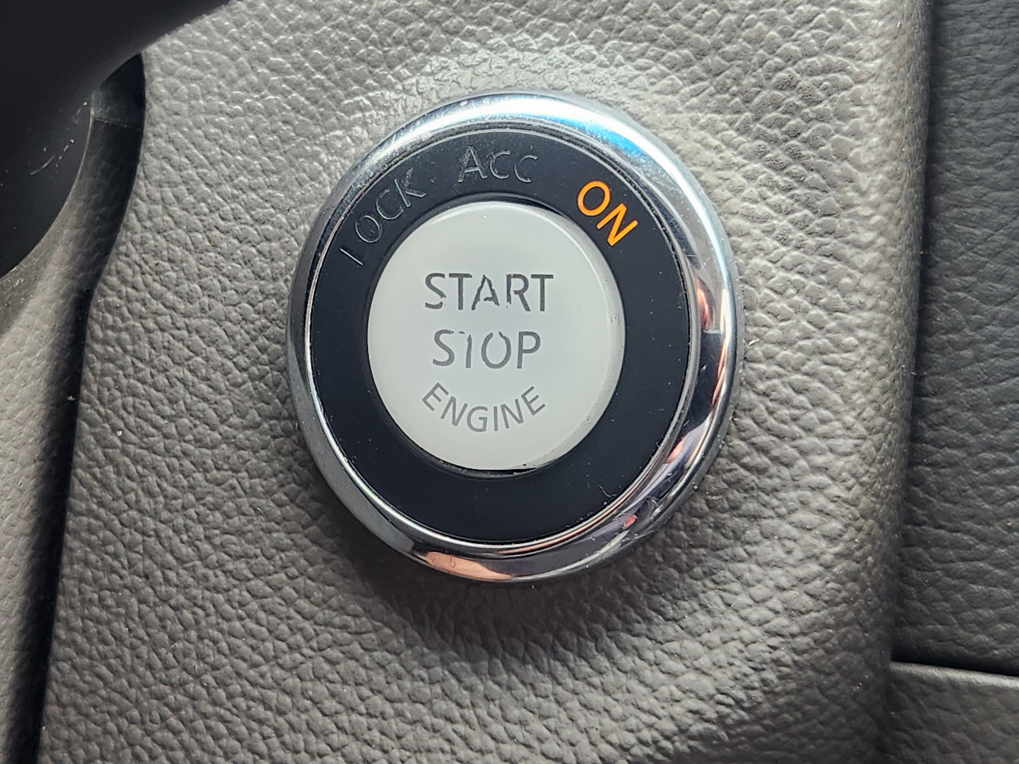 2011 INFINITI G37 Coupe Journey