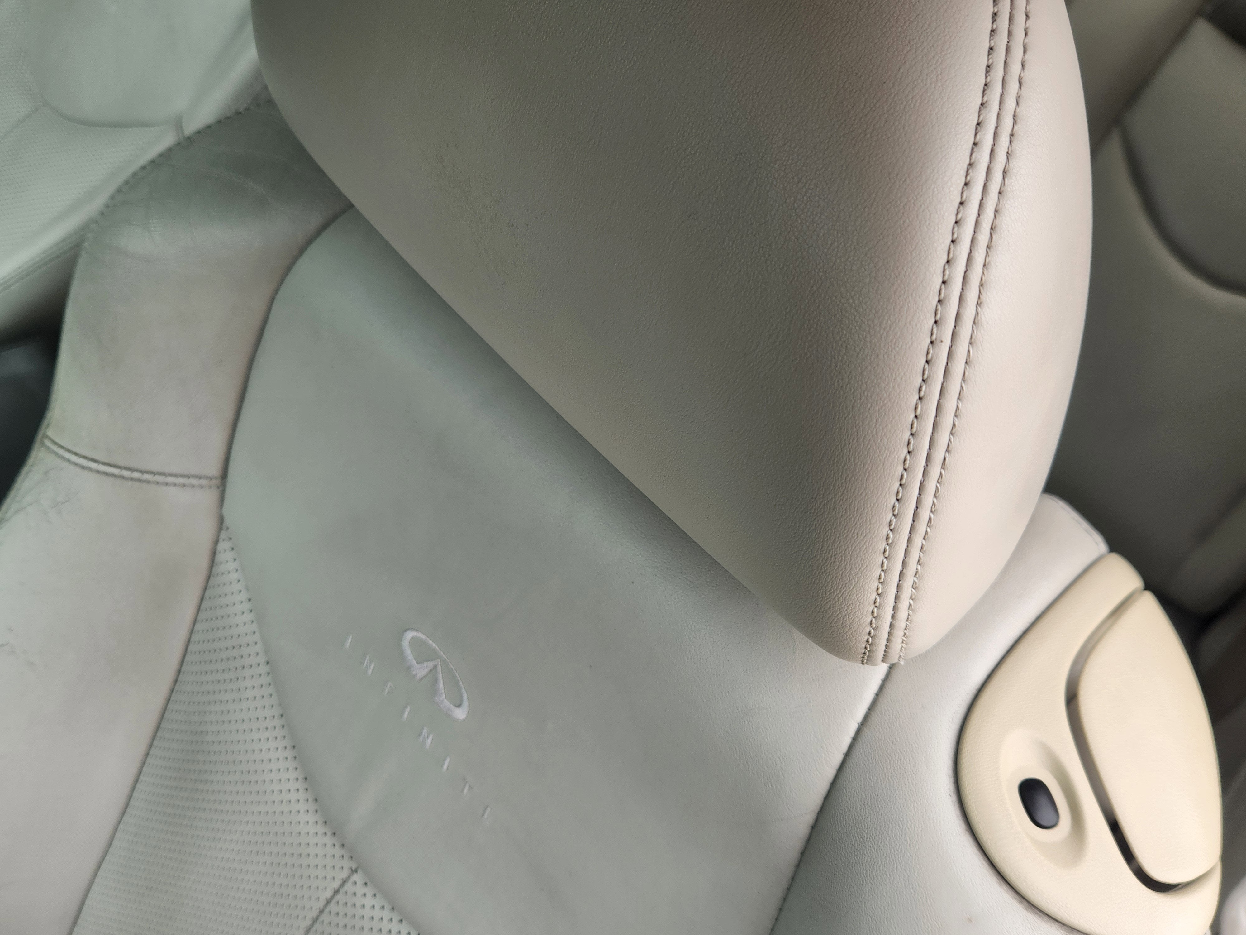 2011 INFINITI G37 Coupe Journey