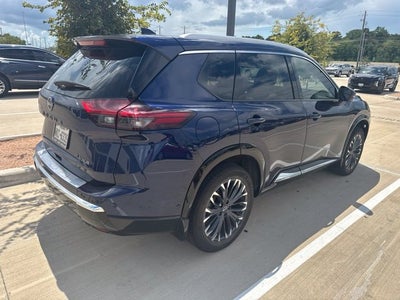 2025 Nissan Rogue Platinum