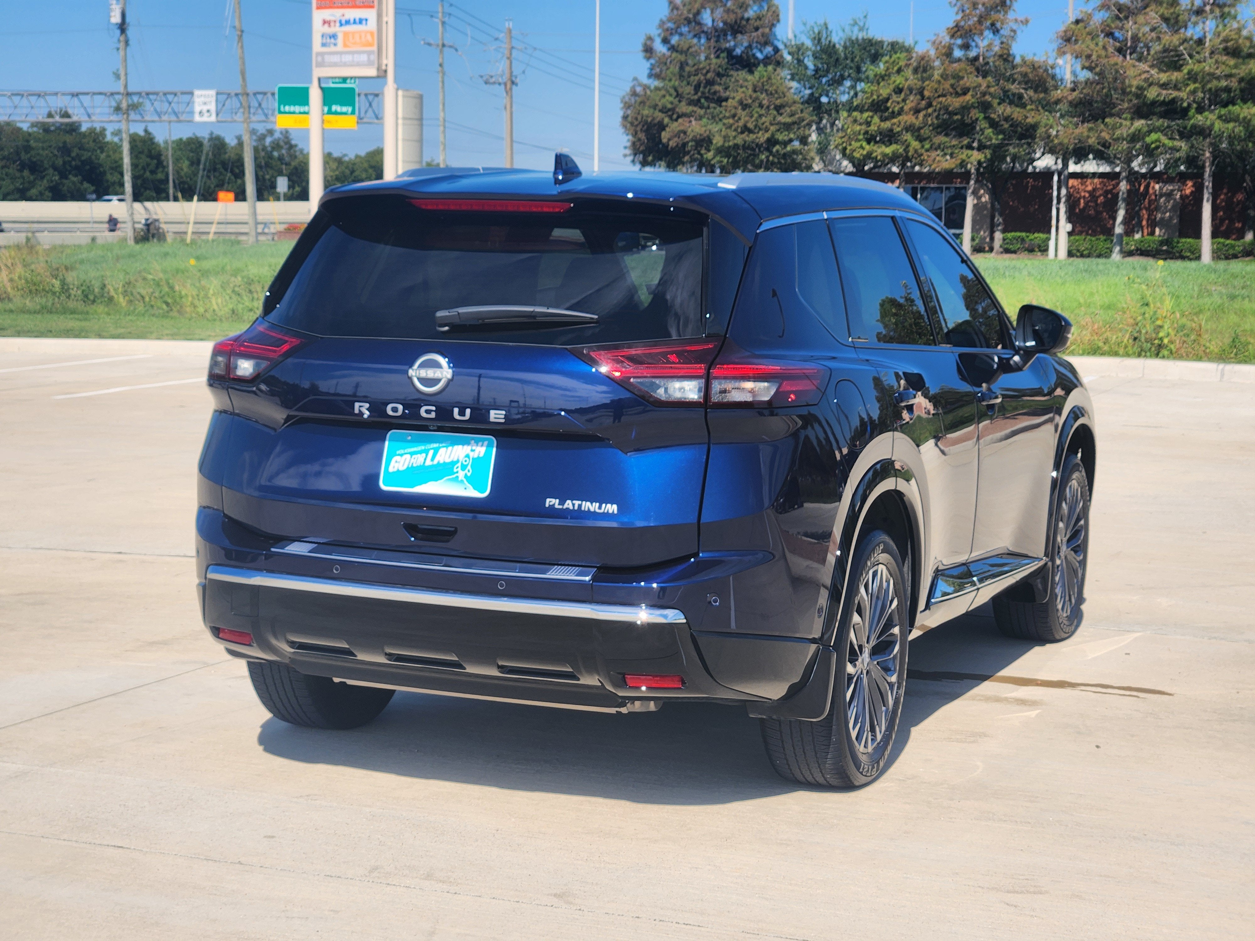 2025 Nissan Rogue Platinum