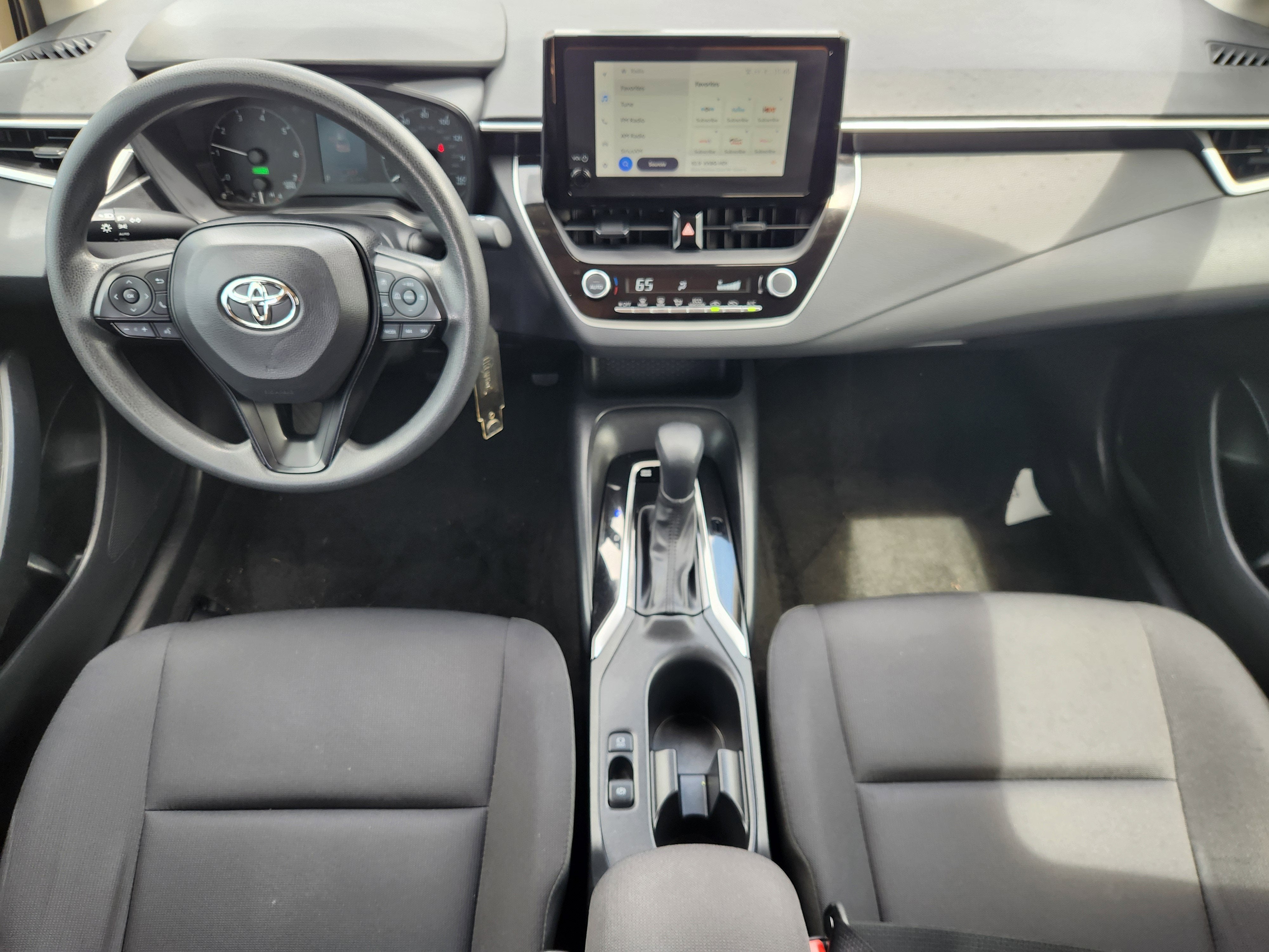 2024 Toyota Corolla Hybrid LE