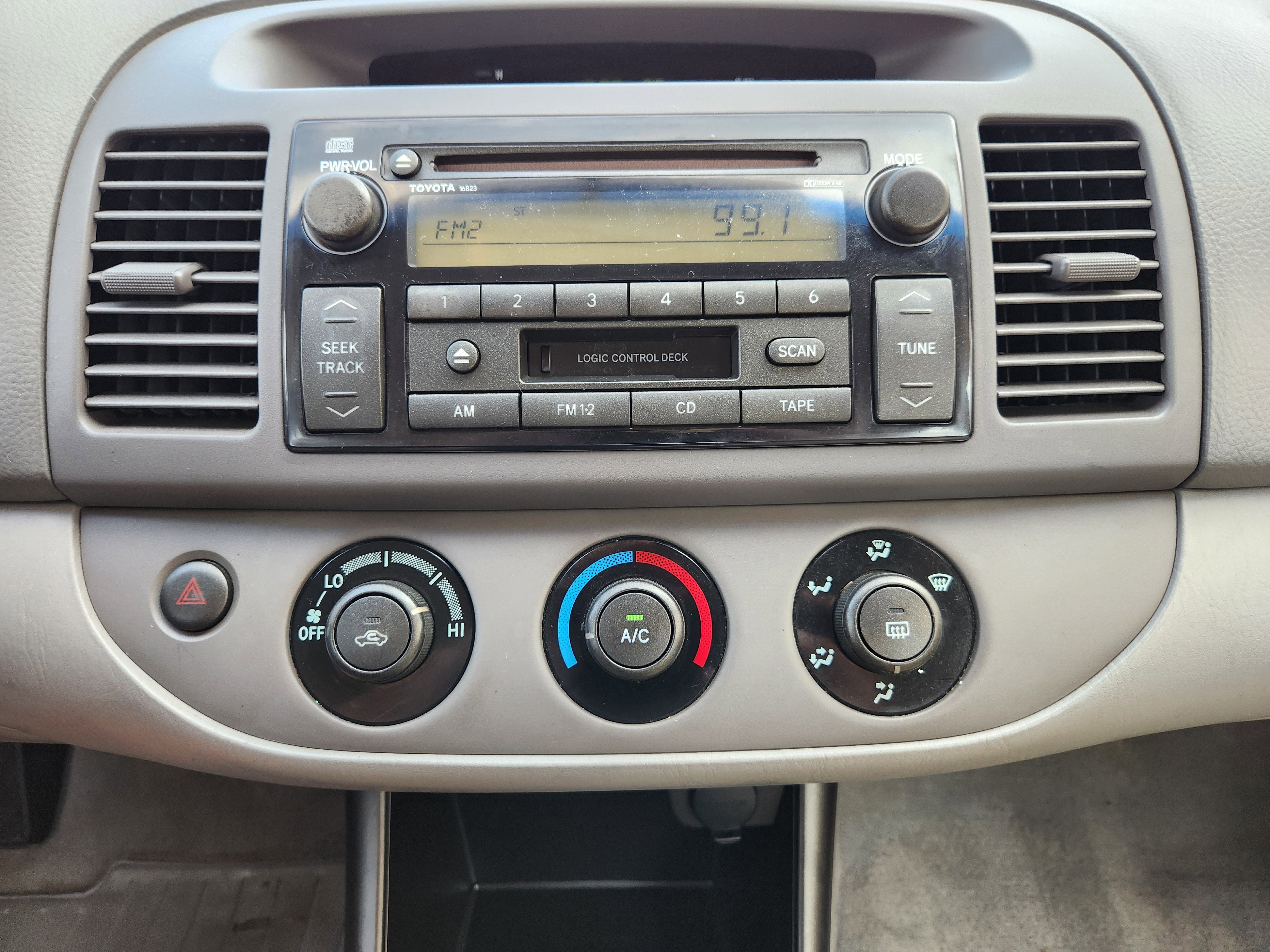 2002 Toyota Camry LE