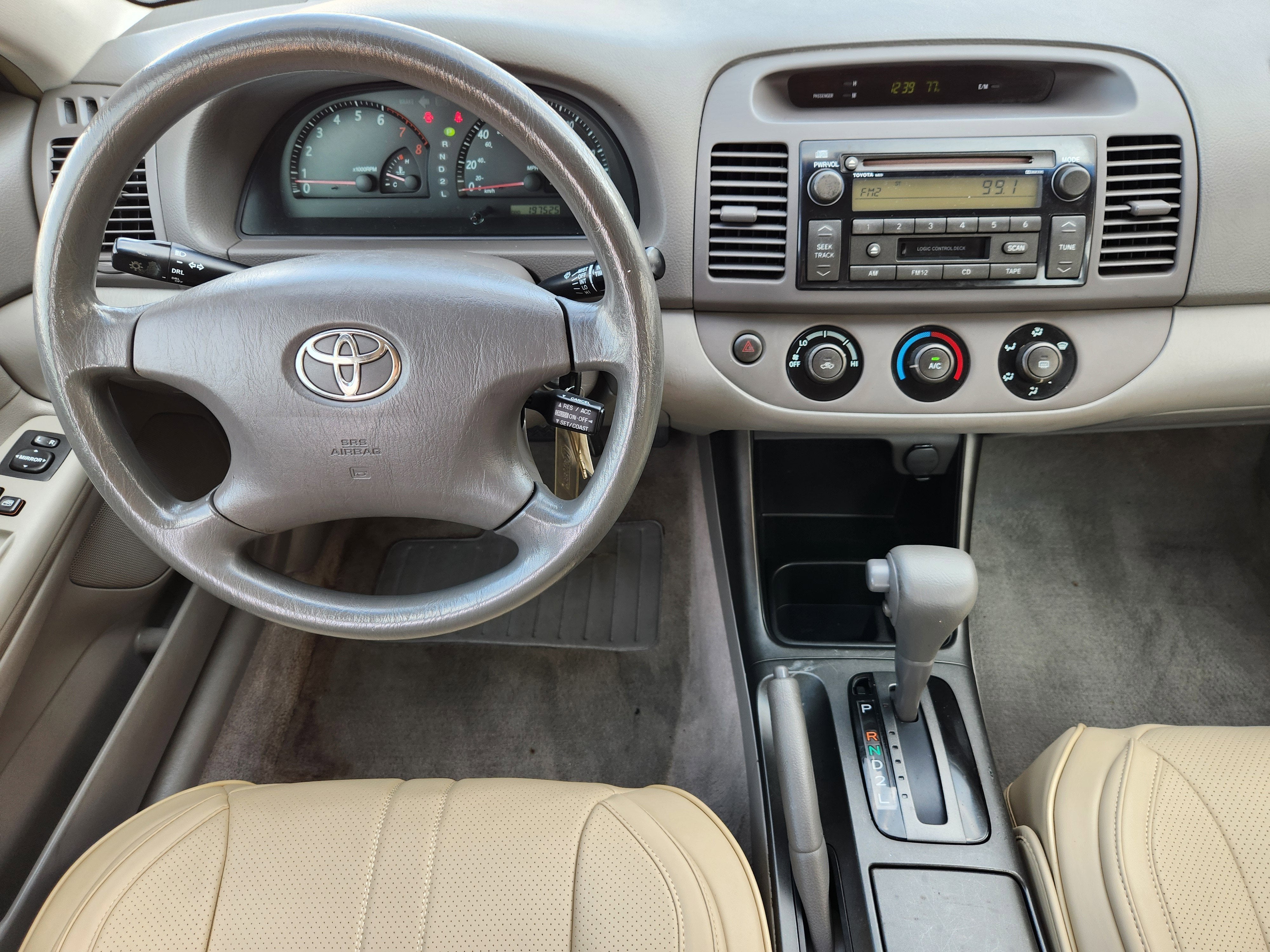 2002 Toyota Camry LE