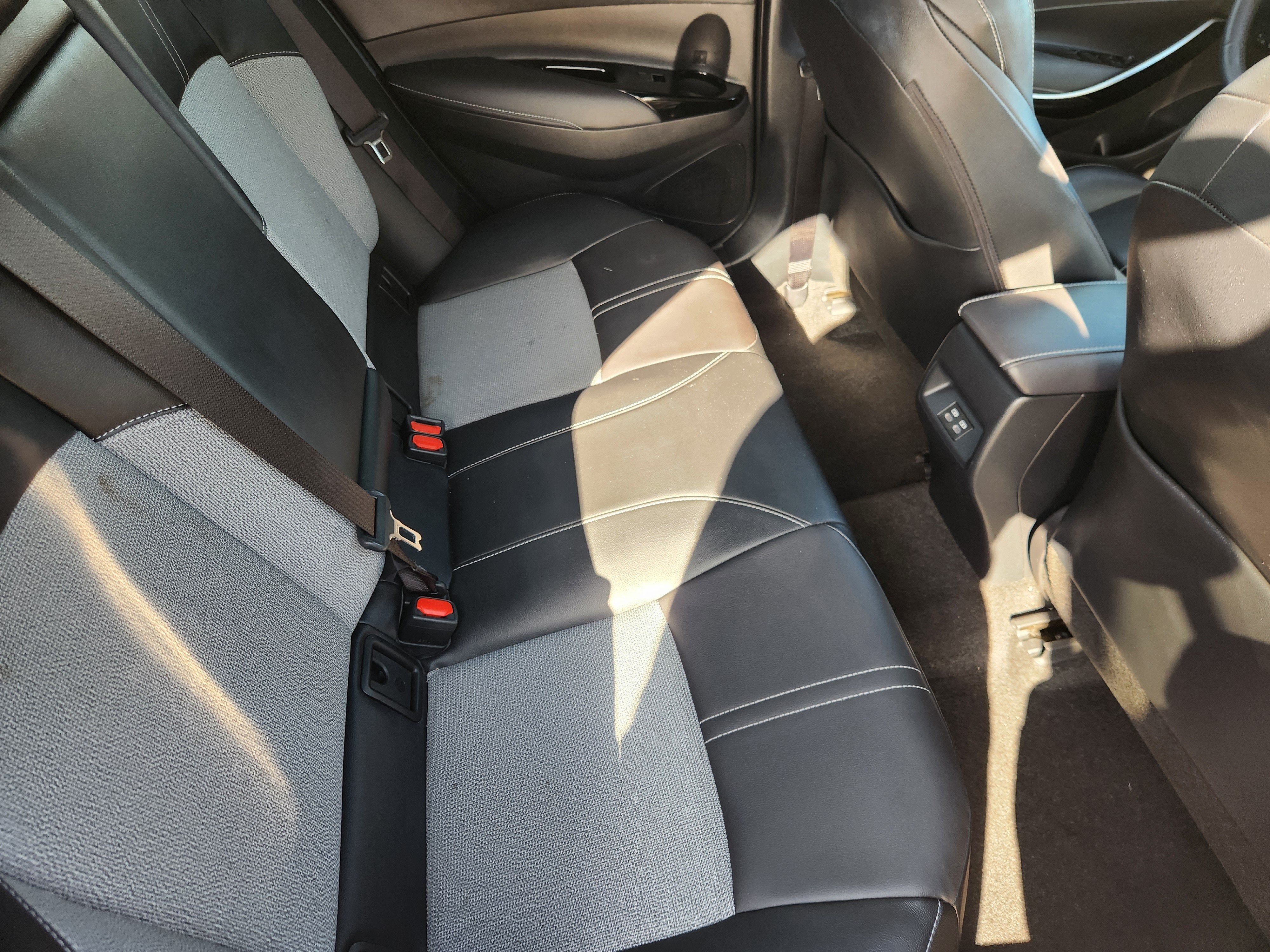 2023 Toyota Corolla Hatchback XSE