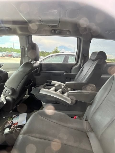 2007 Hyundai Entourage Limited