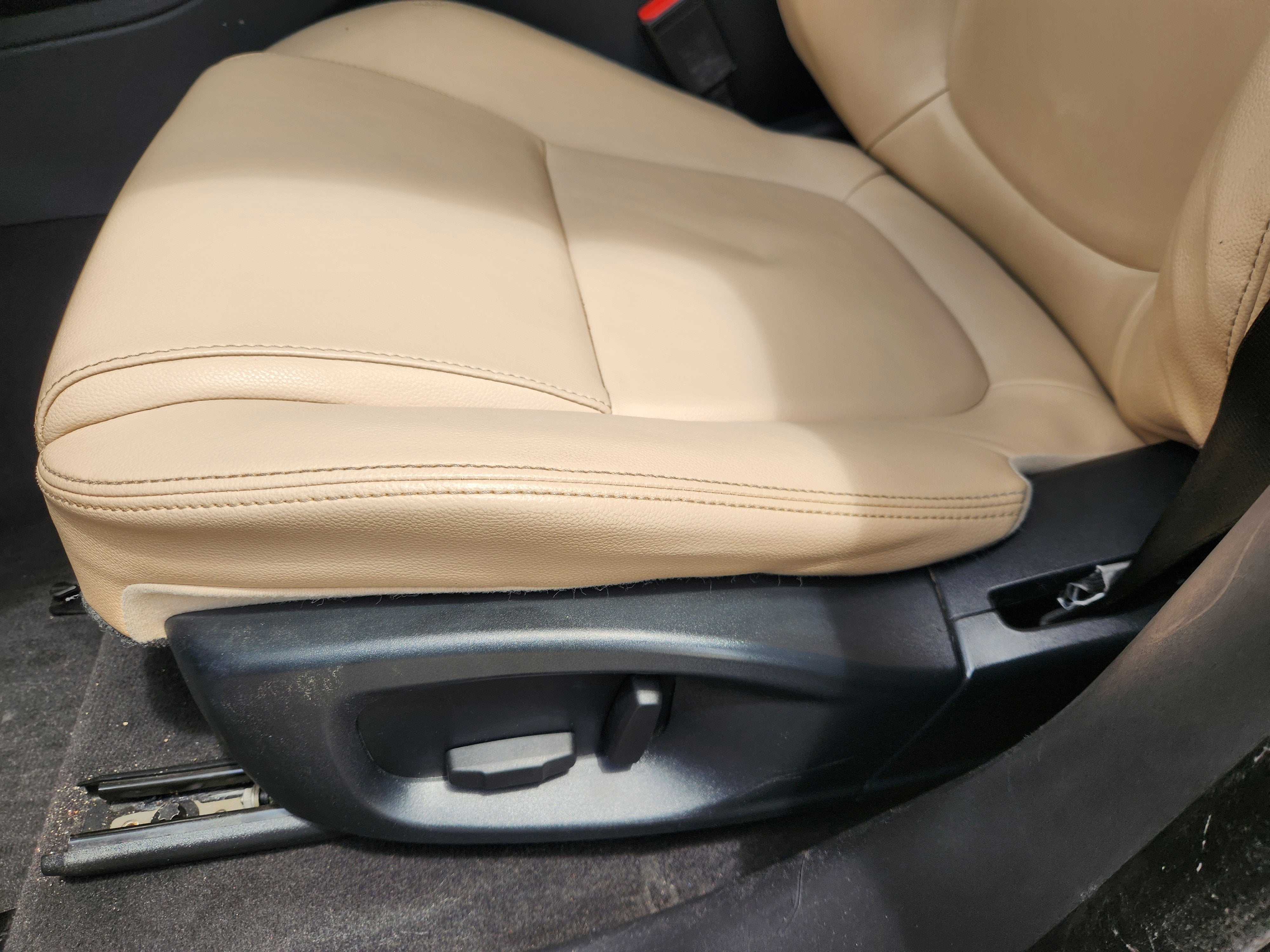 2018 Jaguar F-PACE 25t Premium