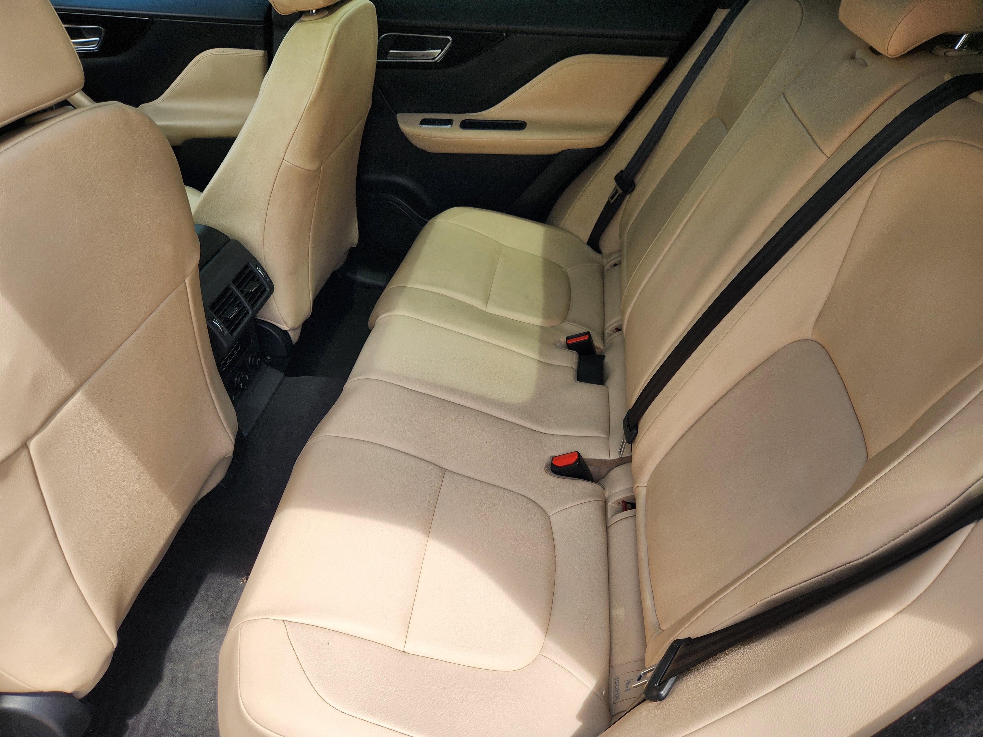 2018 Jaguar F-PACE 25t Premium