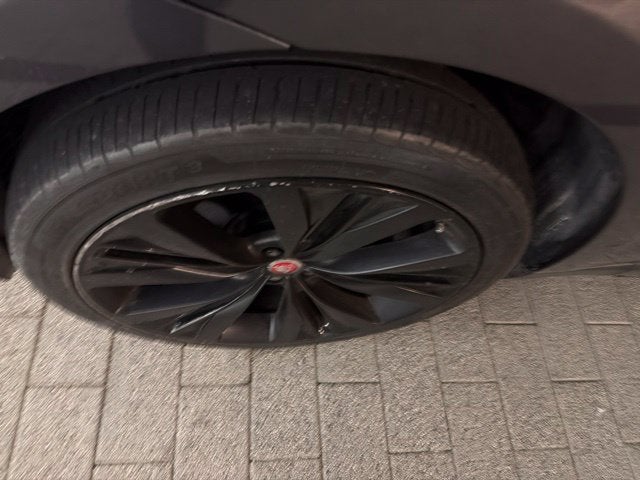2019 Jaguar F-PACE 25t Prestige