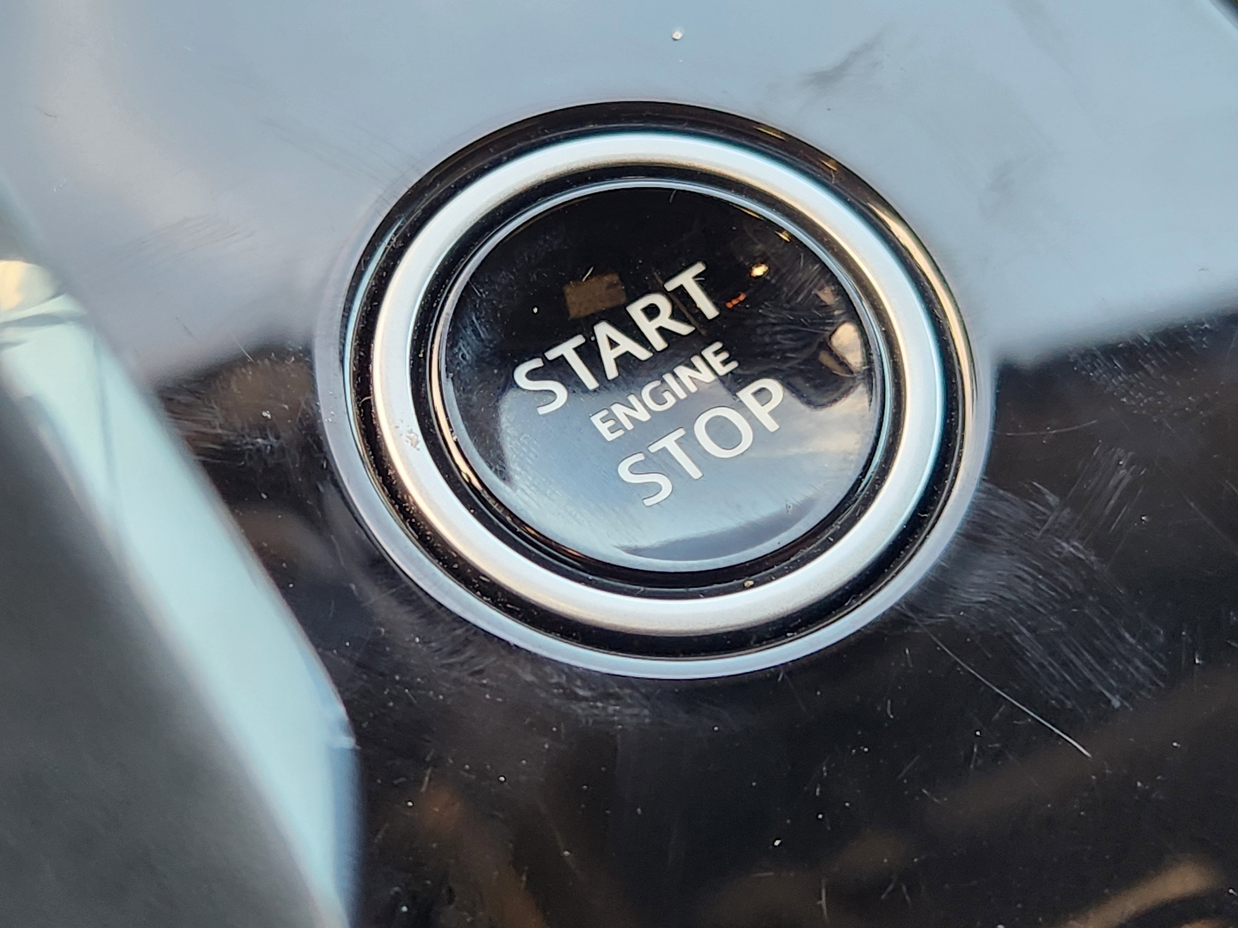 2023 Land Rover Range Rover Sport SE