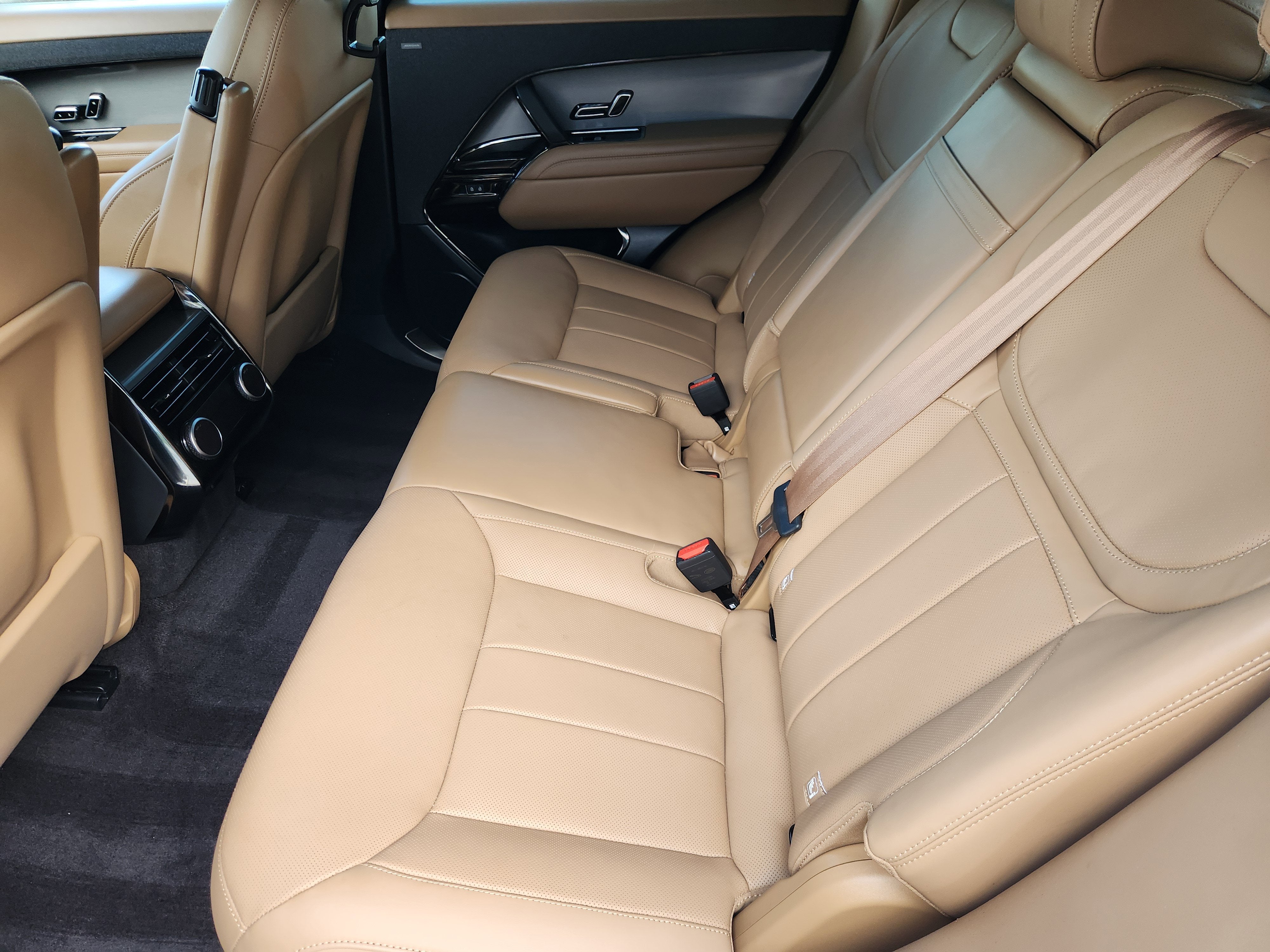 2023 Land Rover Range Rover Sport SE