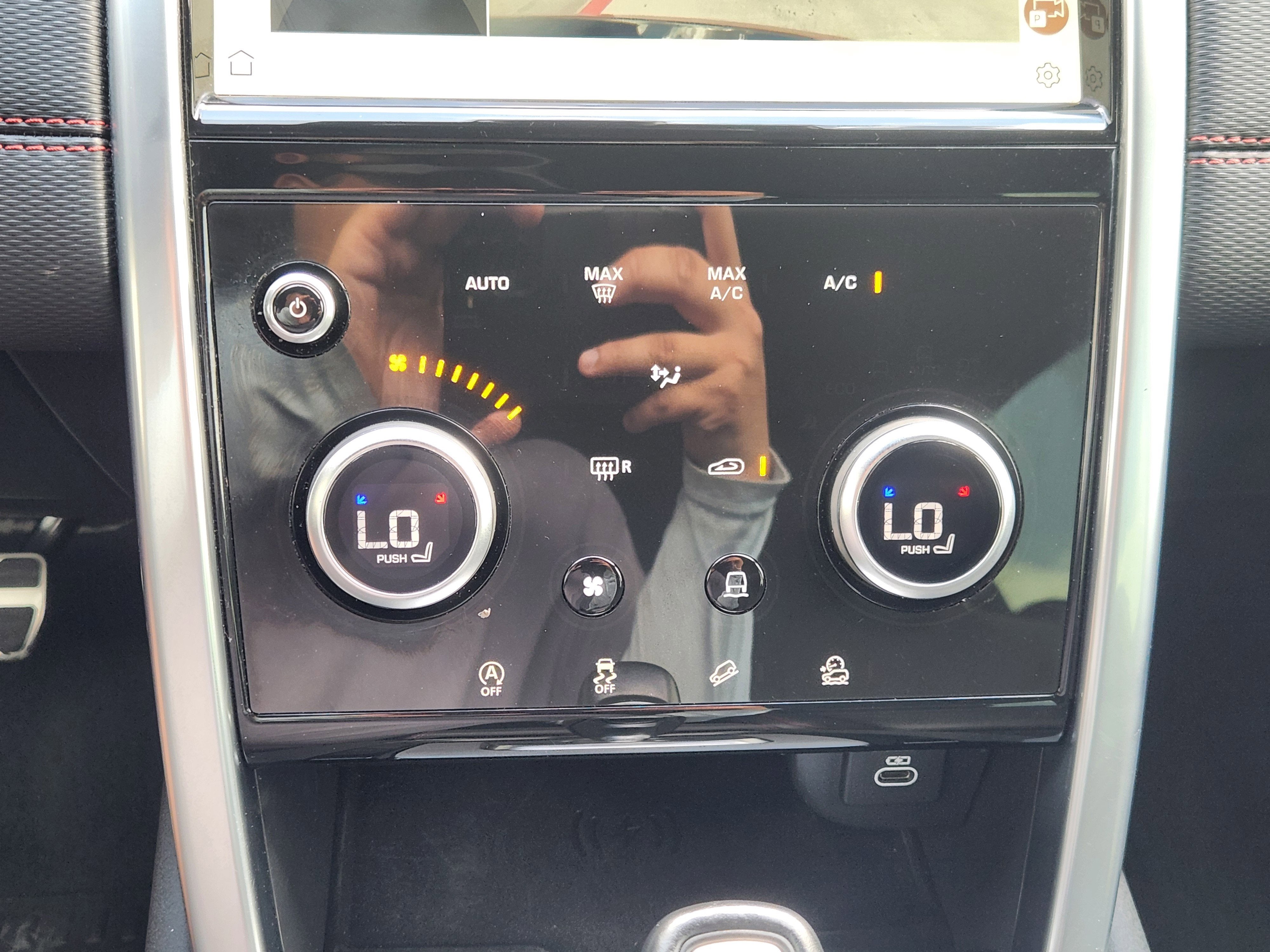 2022 Land Rover Discovery Sport SE R-Dynamic