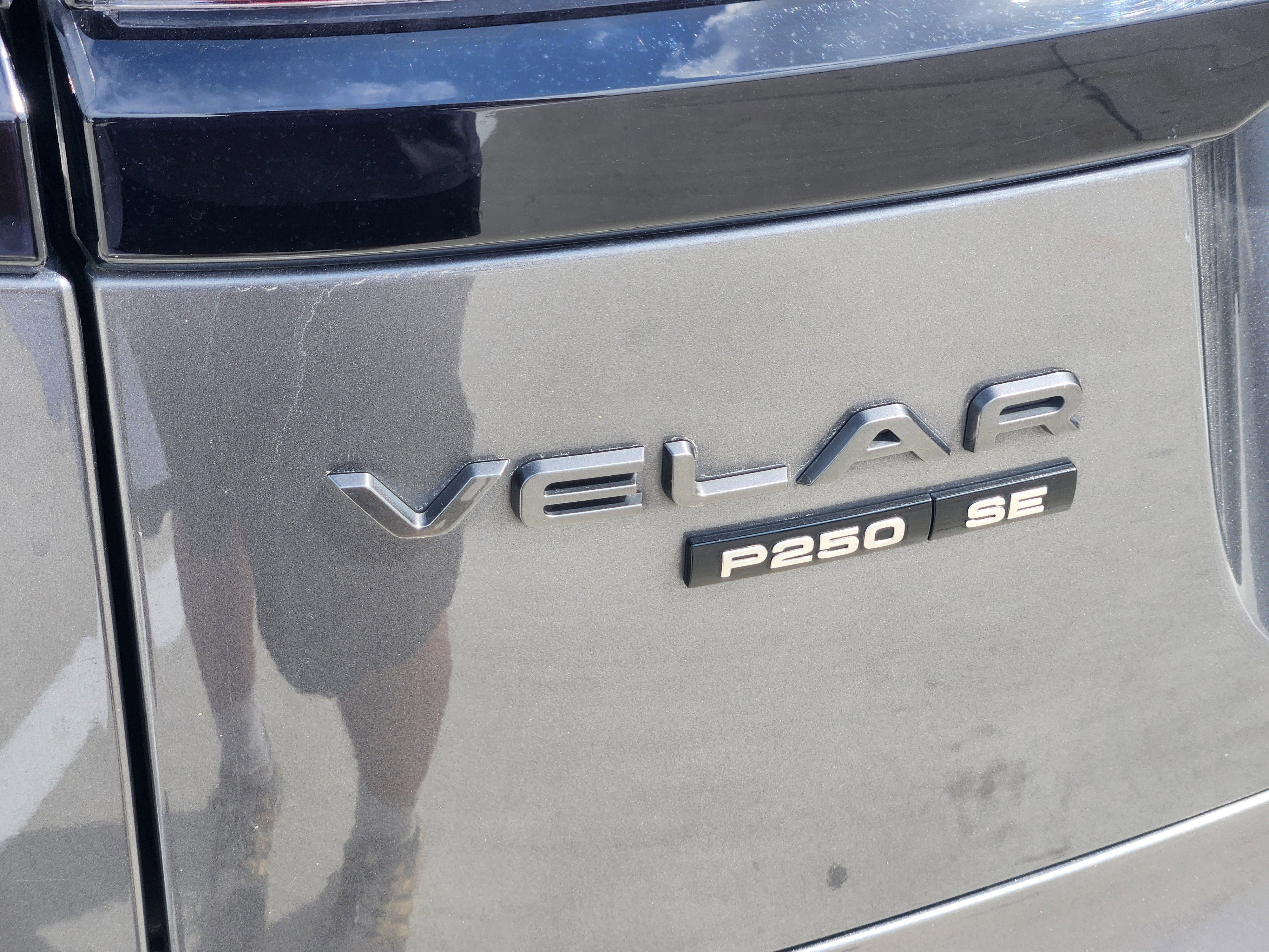 2018 Land Rover Range Rover Velar R-Dynamic SE