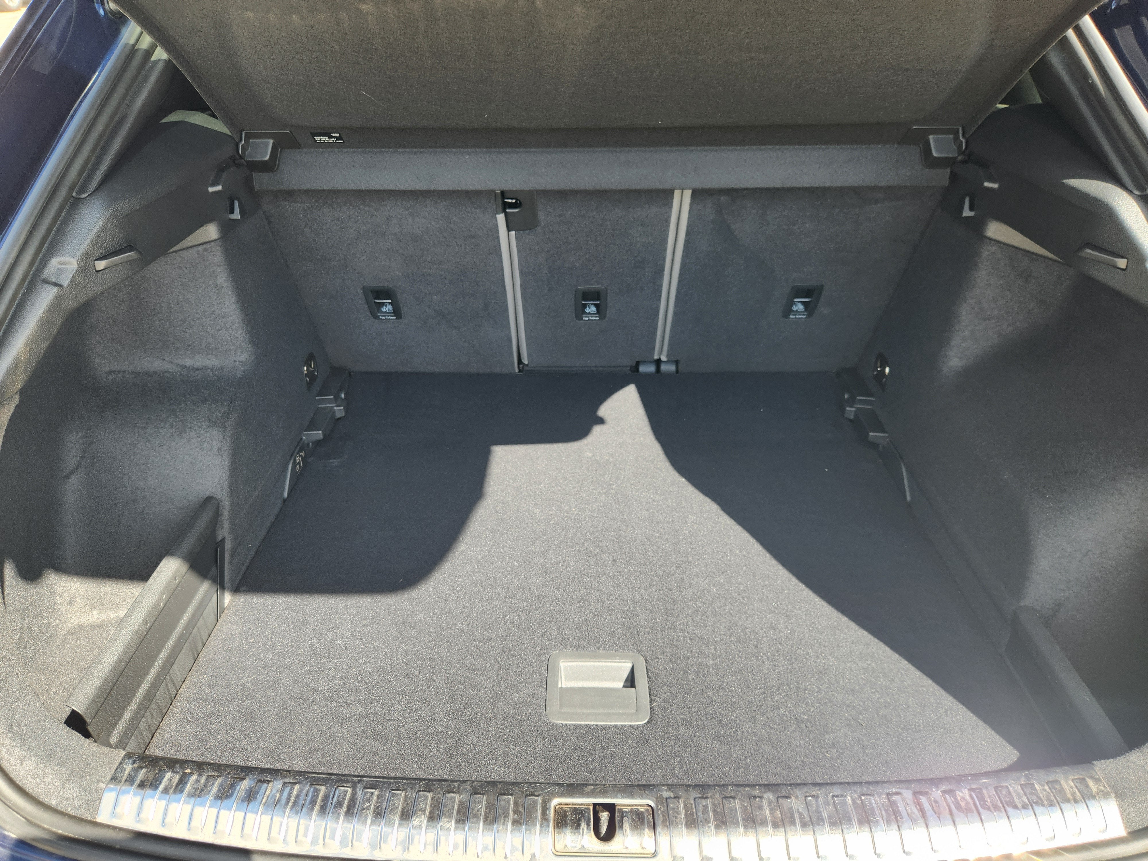 2022 Audi Q3 S line Premium