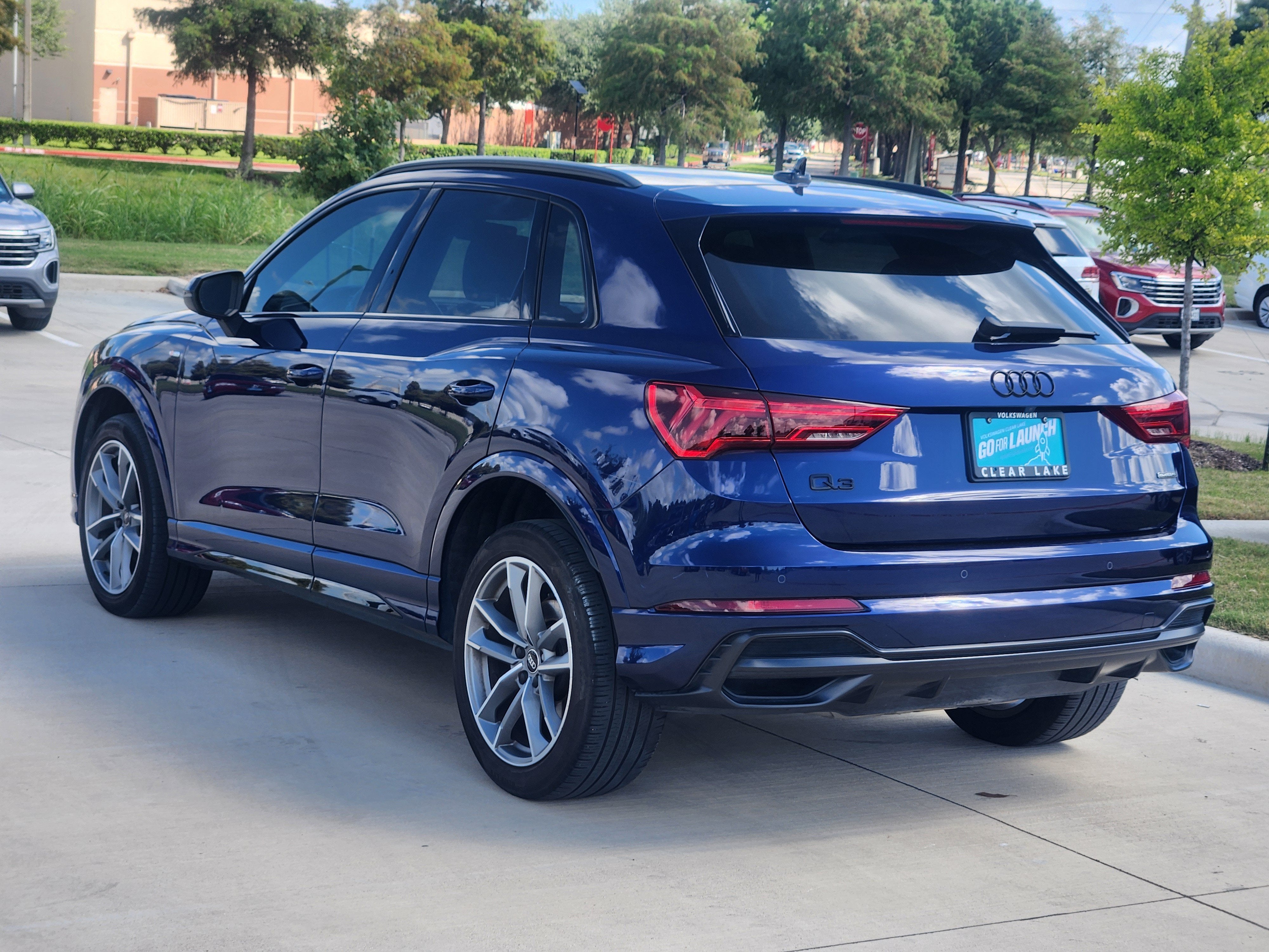 2022 Audi Q3 S line Premium