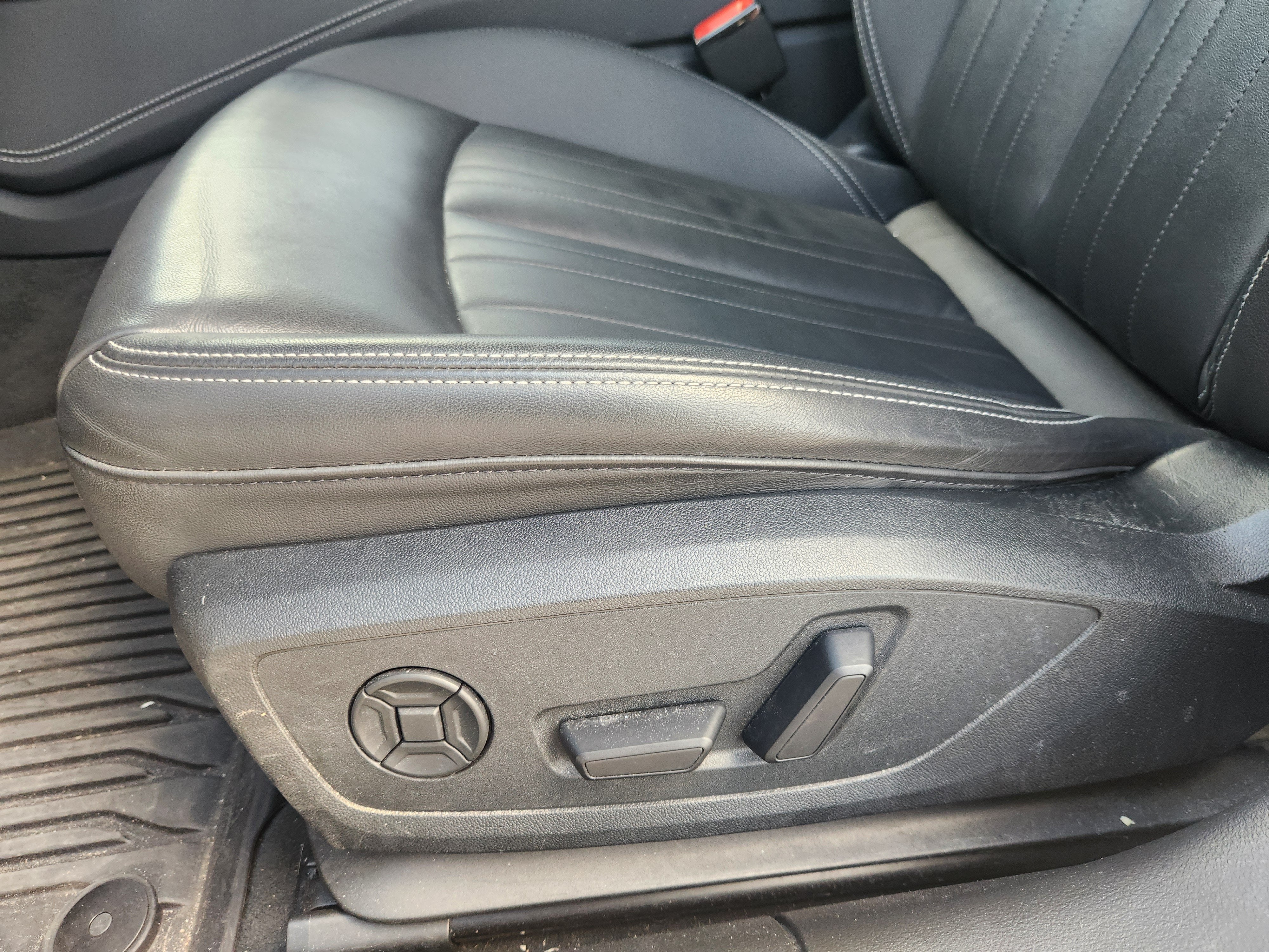 2024 Audi A6 Sedan Premium Plus