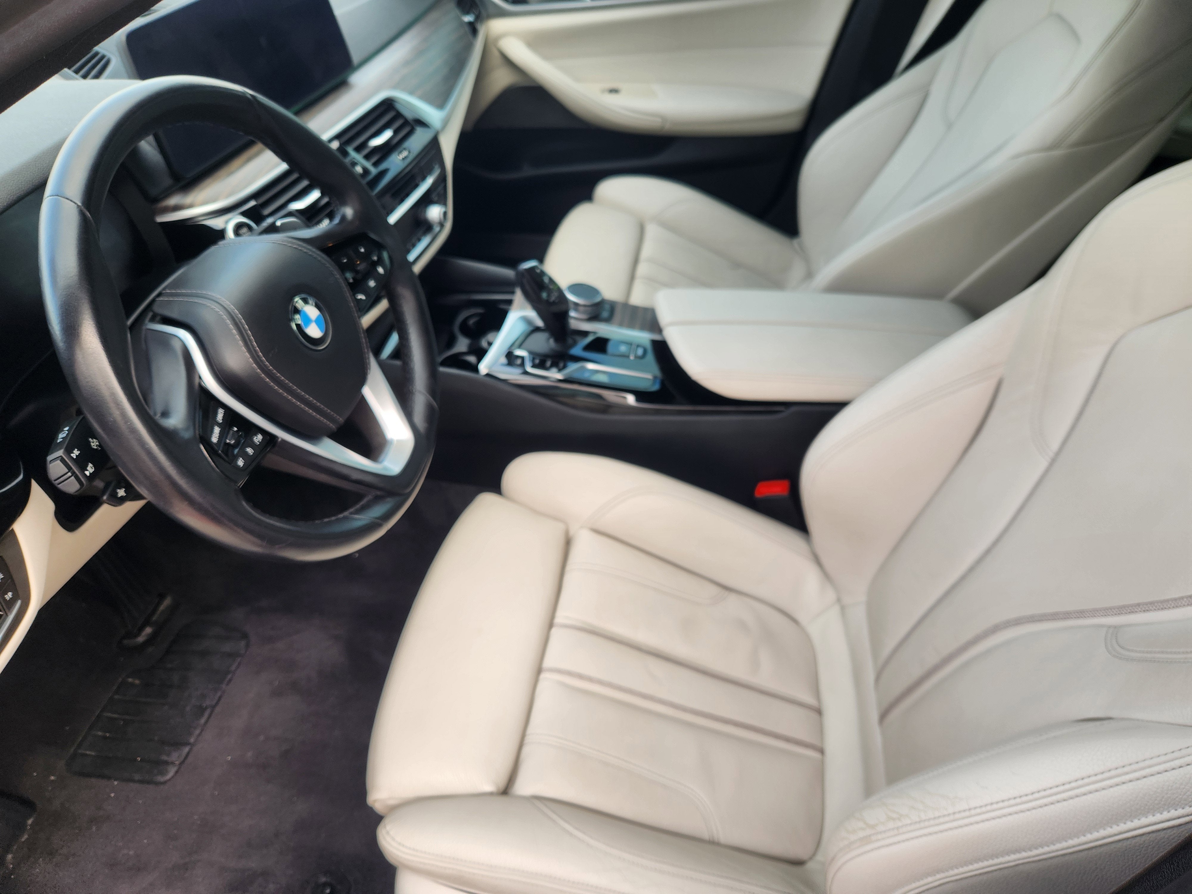 2021 BMW 5 Series 530i