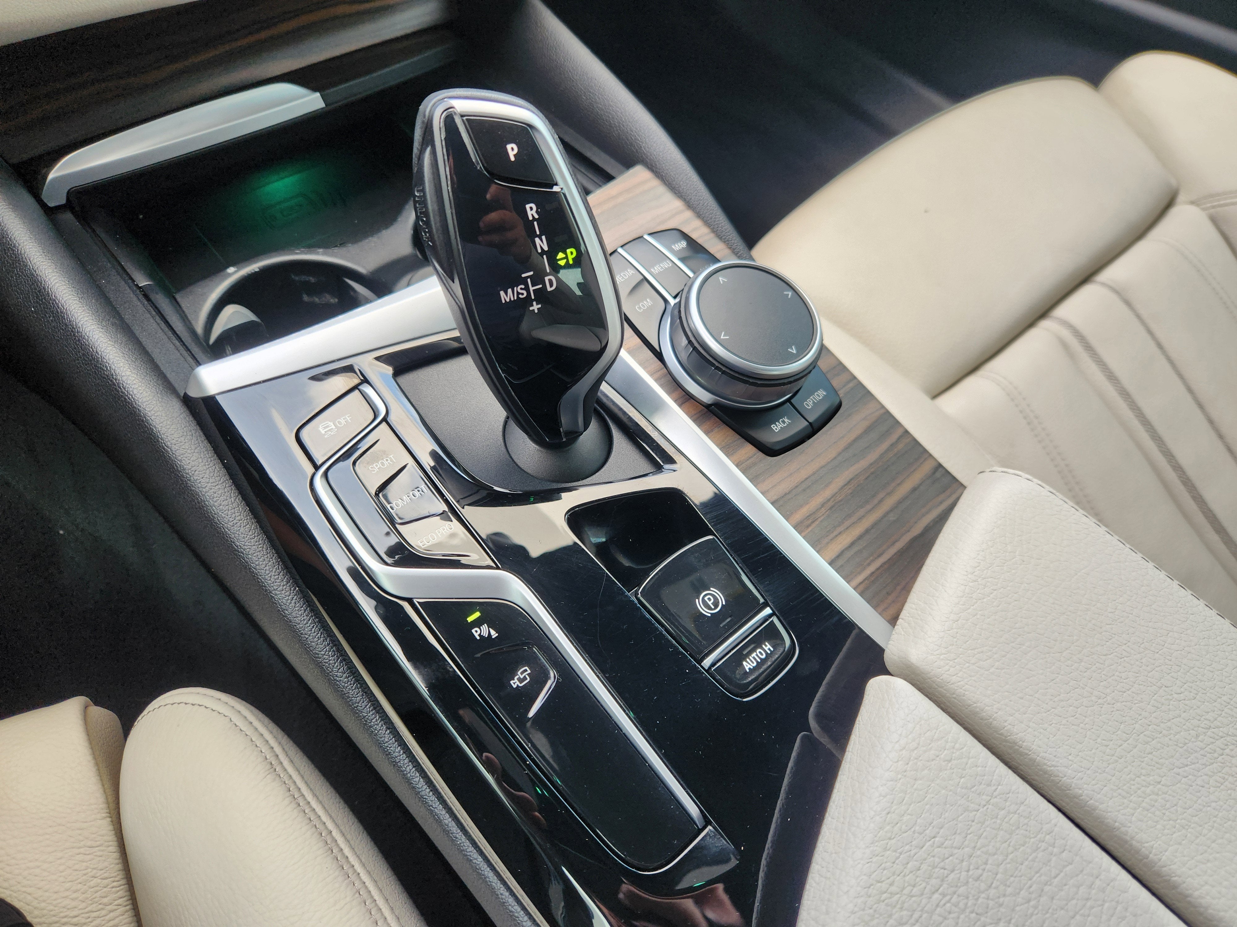 2021 BMW 5 Series 530i