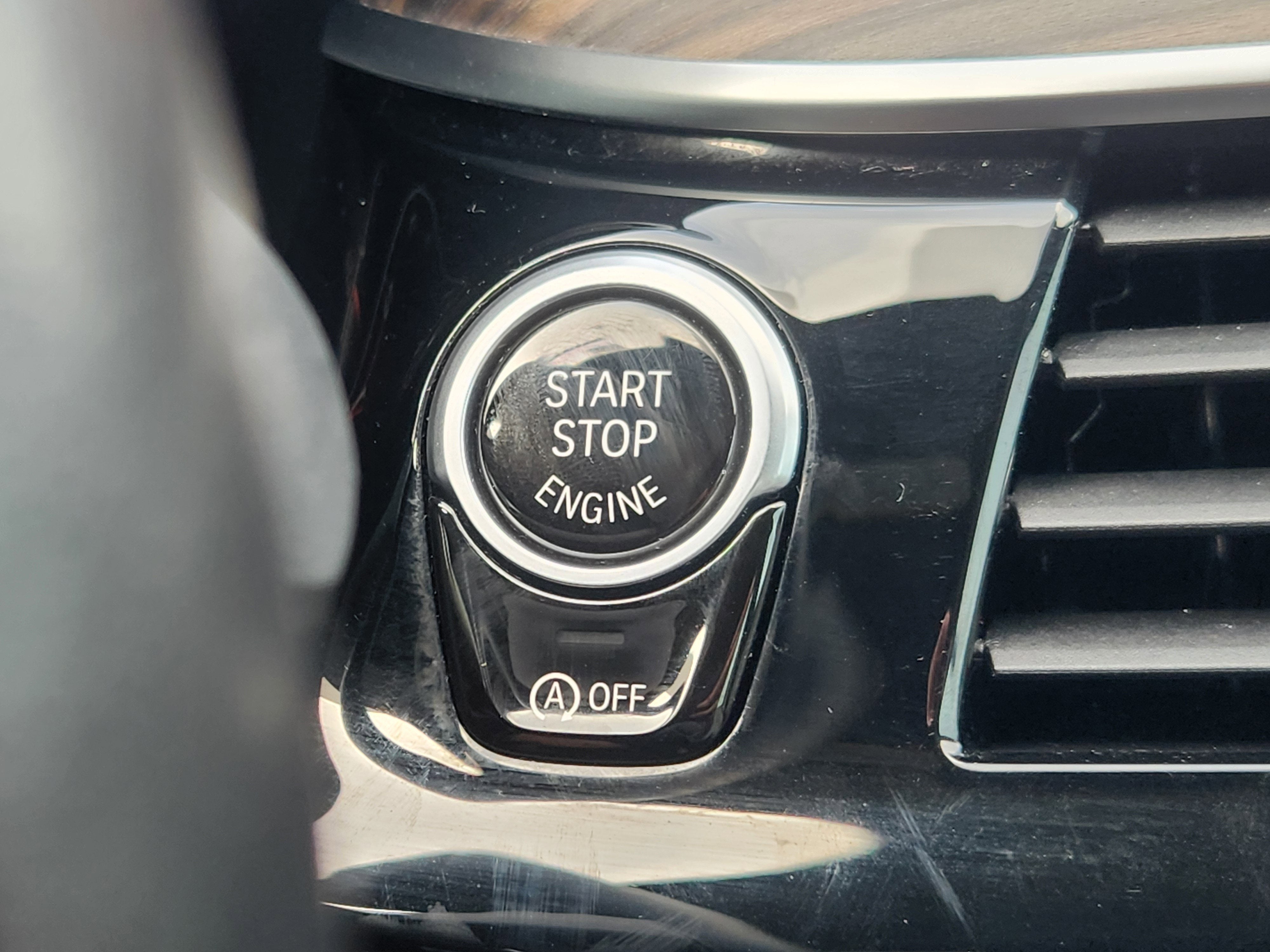 2021 BMW 5 Series 530i