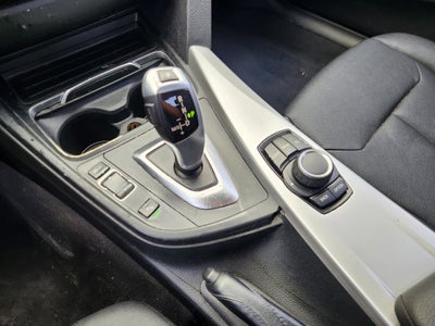 2017 BMW 3 Series 320i