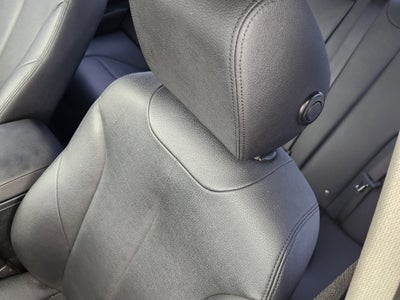 2017 BMW 3 Series 320i