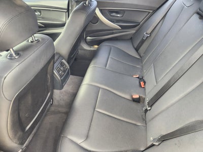 2017 BMW 3 Series 320i