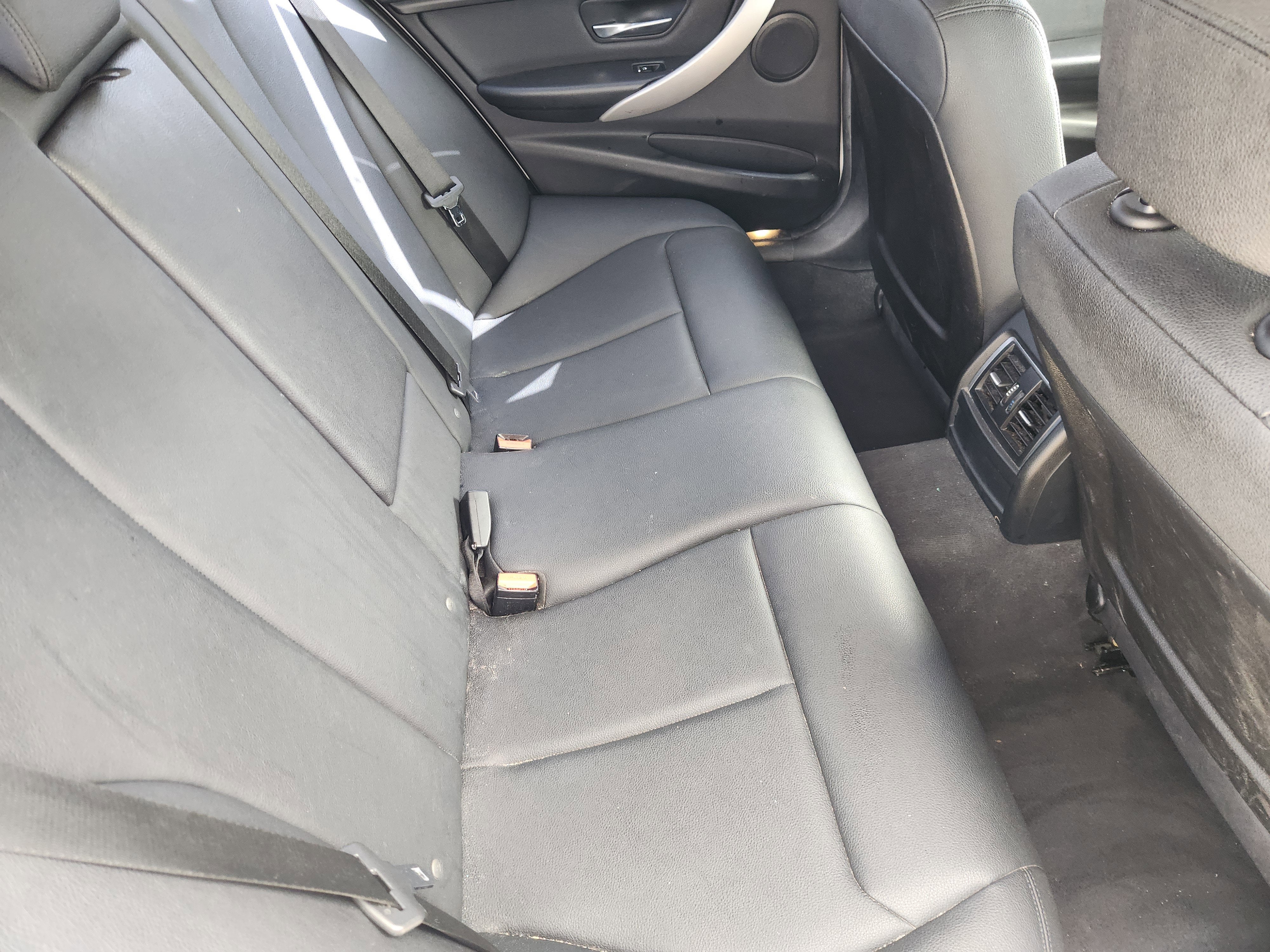 2017 BMW 3 Series 320i