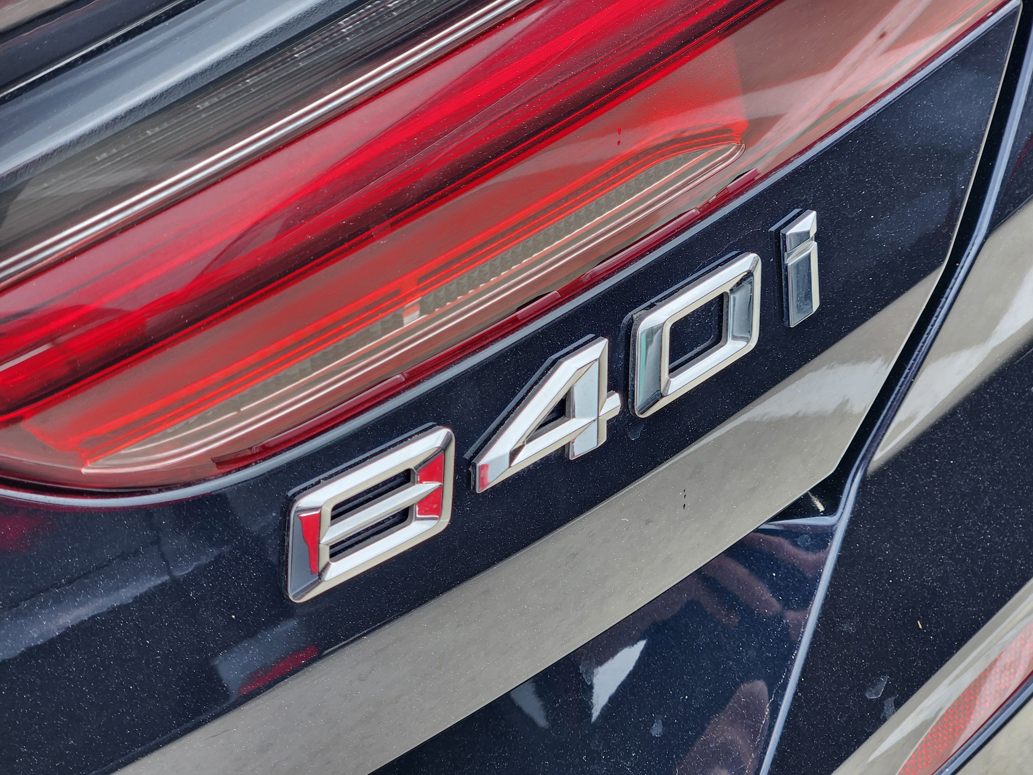 2022 BMW 8 Series 840i