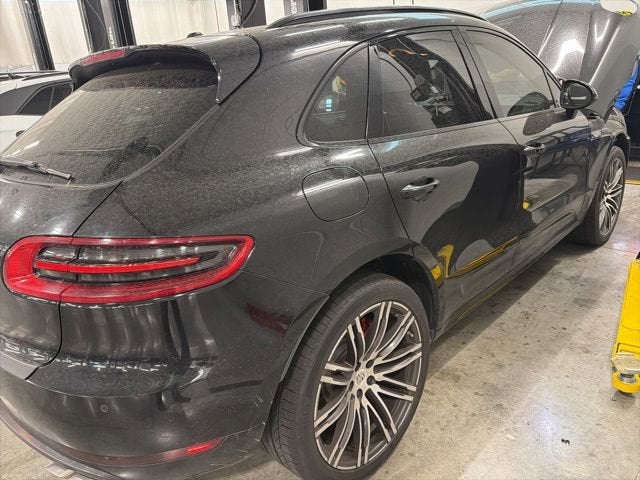 2016 Porsche Macan Turbo