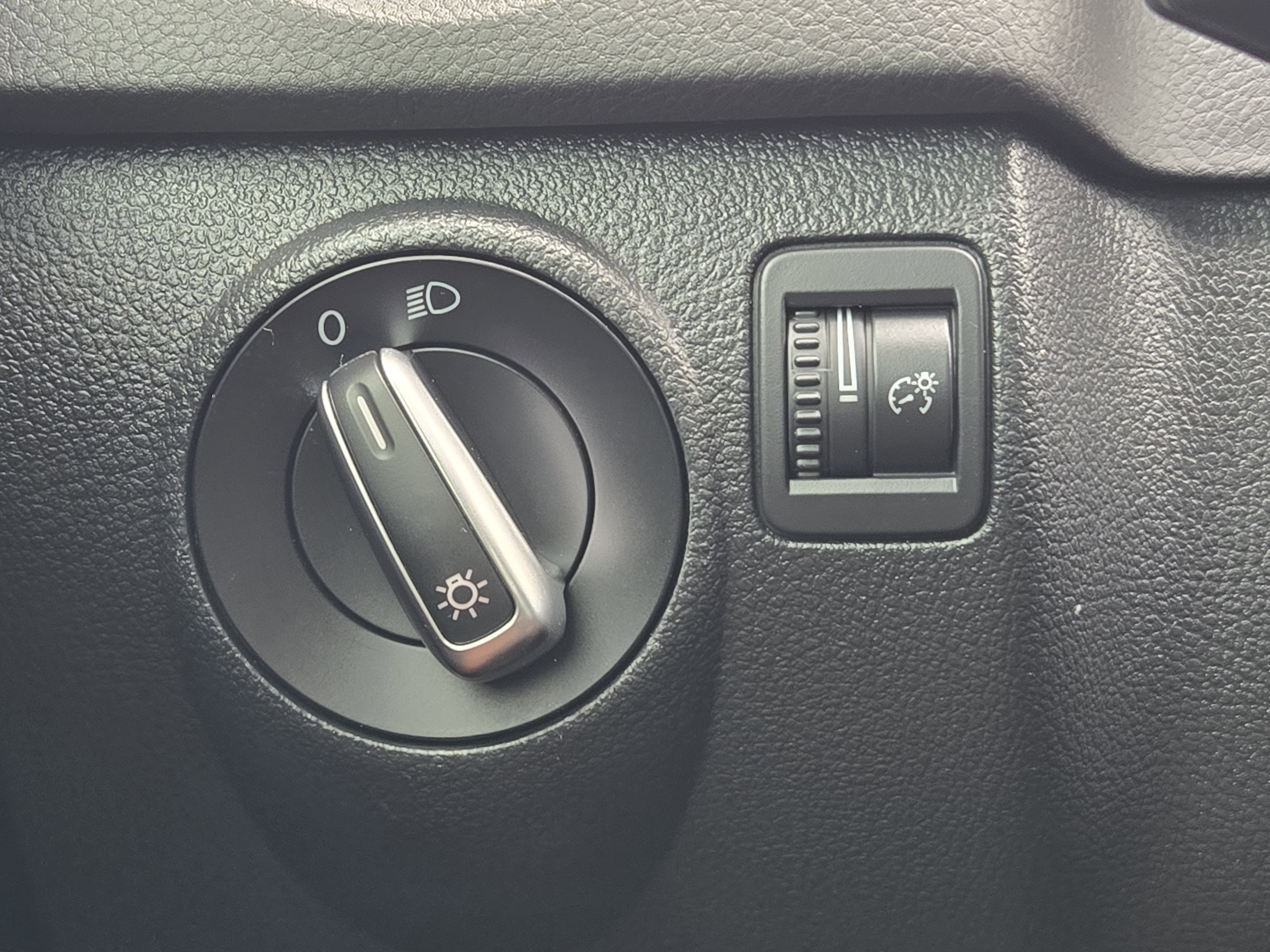 2017 Volkswagen Tiguan S