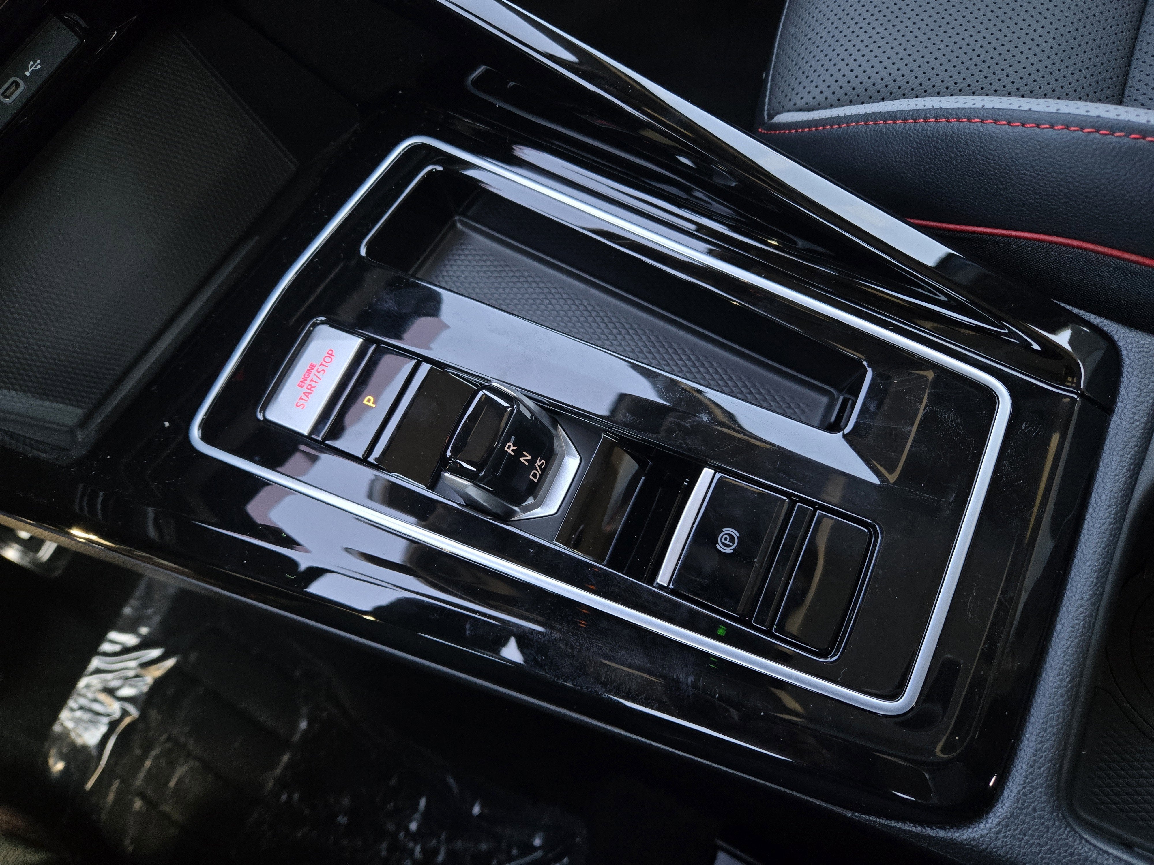 2026 Volkswagen Golf GTI SE