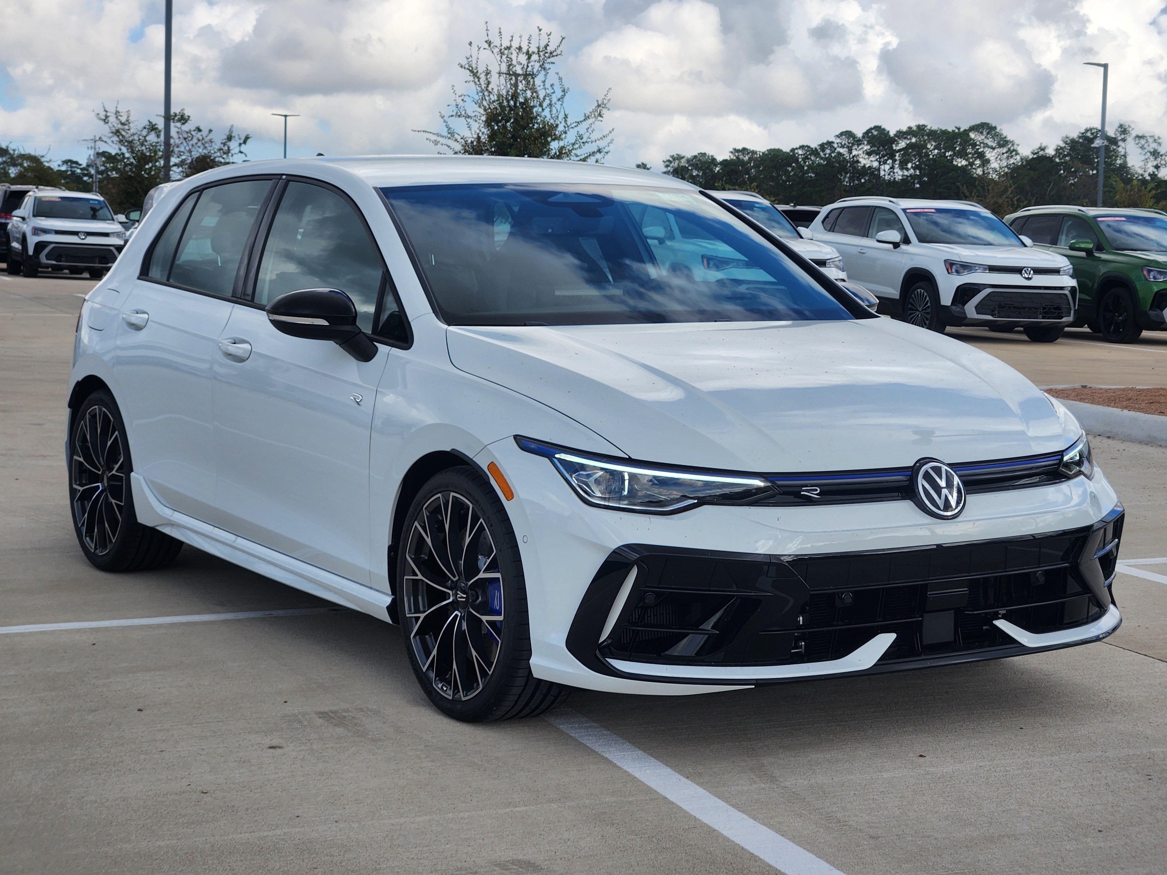 2026 Volkswagen Golf R 2.0T